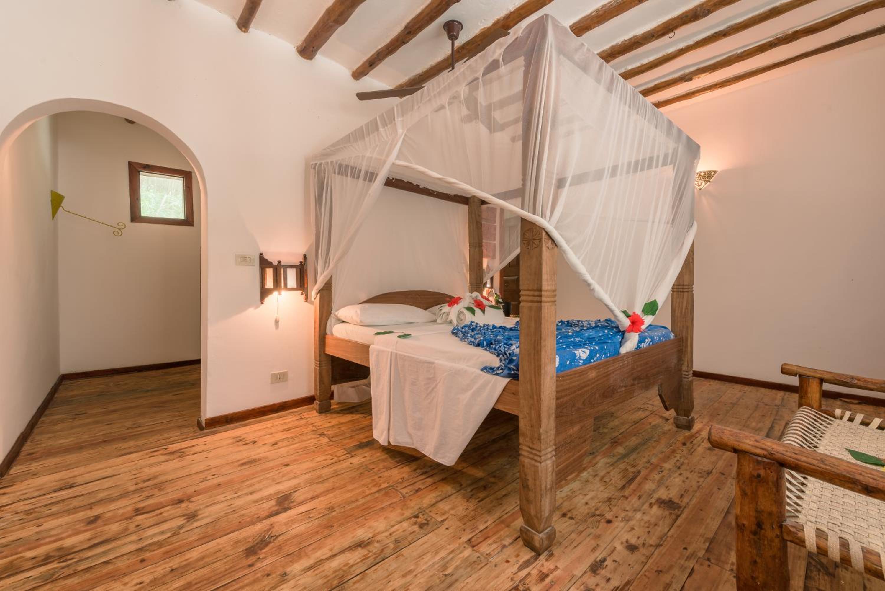 Double Room with Garden View - Photo 5