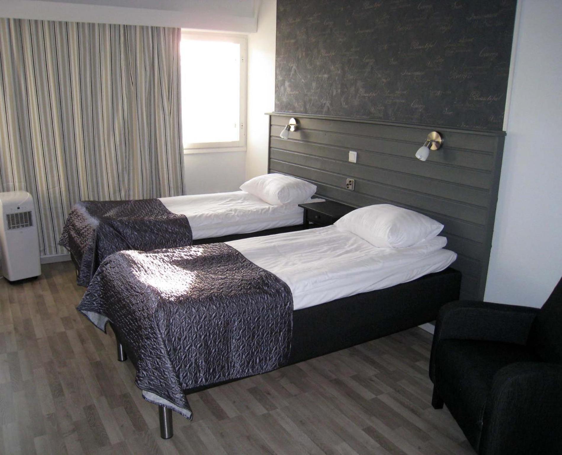 Standard Double Room photo 2