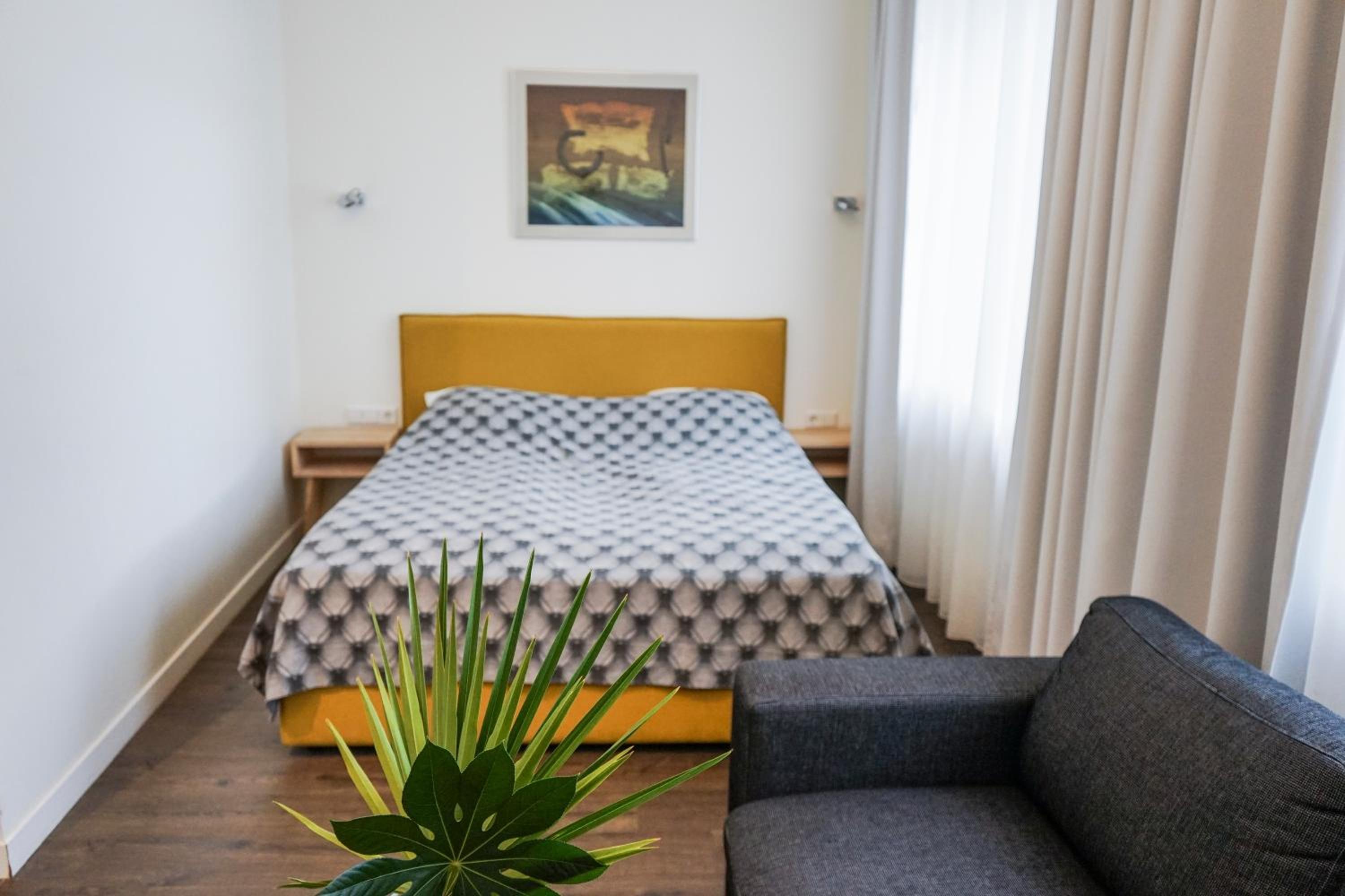 Double Room - Photo 4