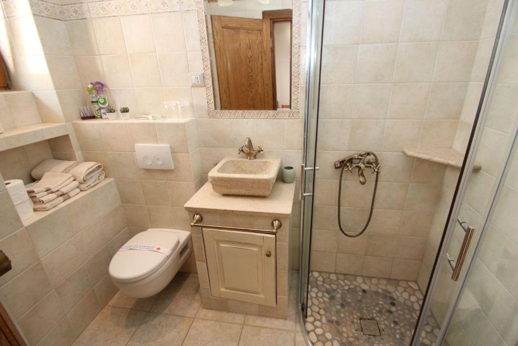 Studio Apartment photo 3
