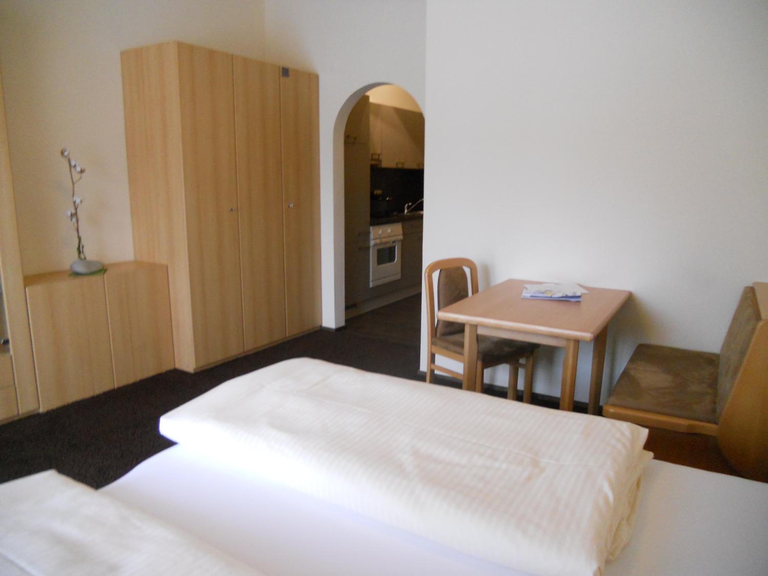 Studio Apartment photo 1