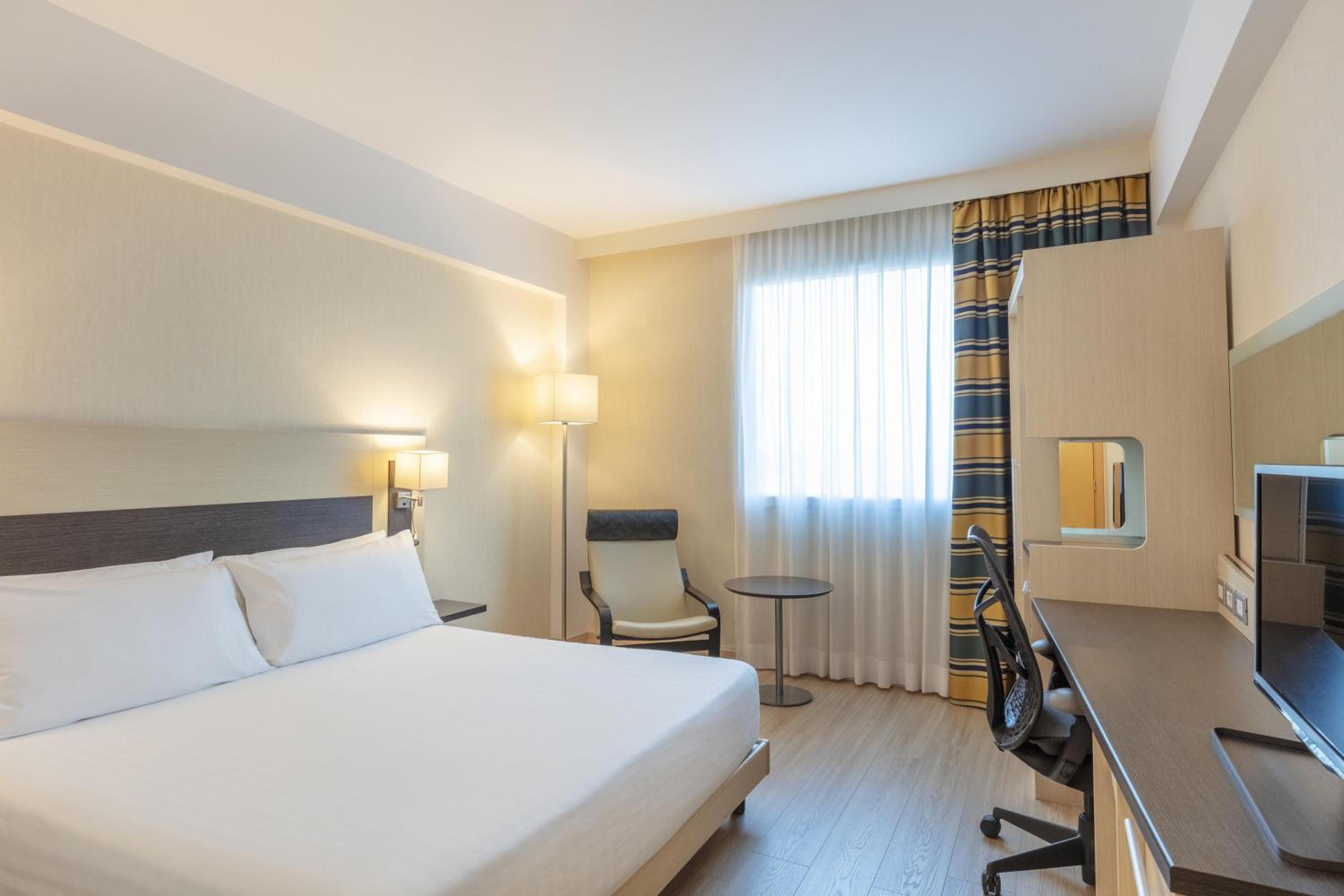 King Guest Room