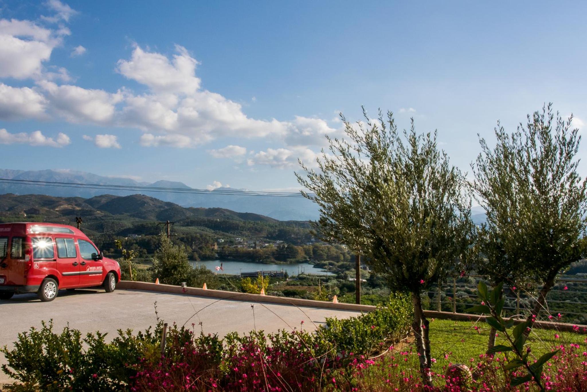 Aksos Suites Accessible Accommodation, Photo 8