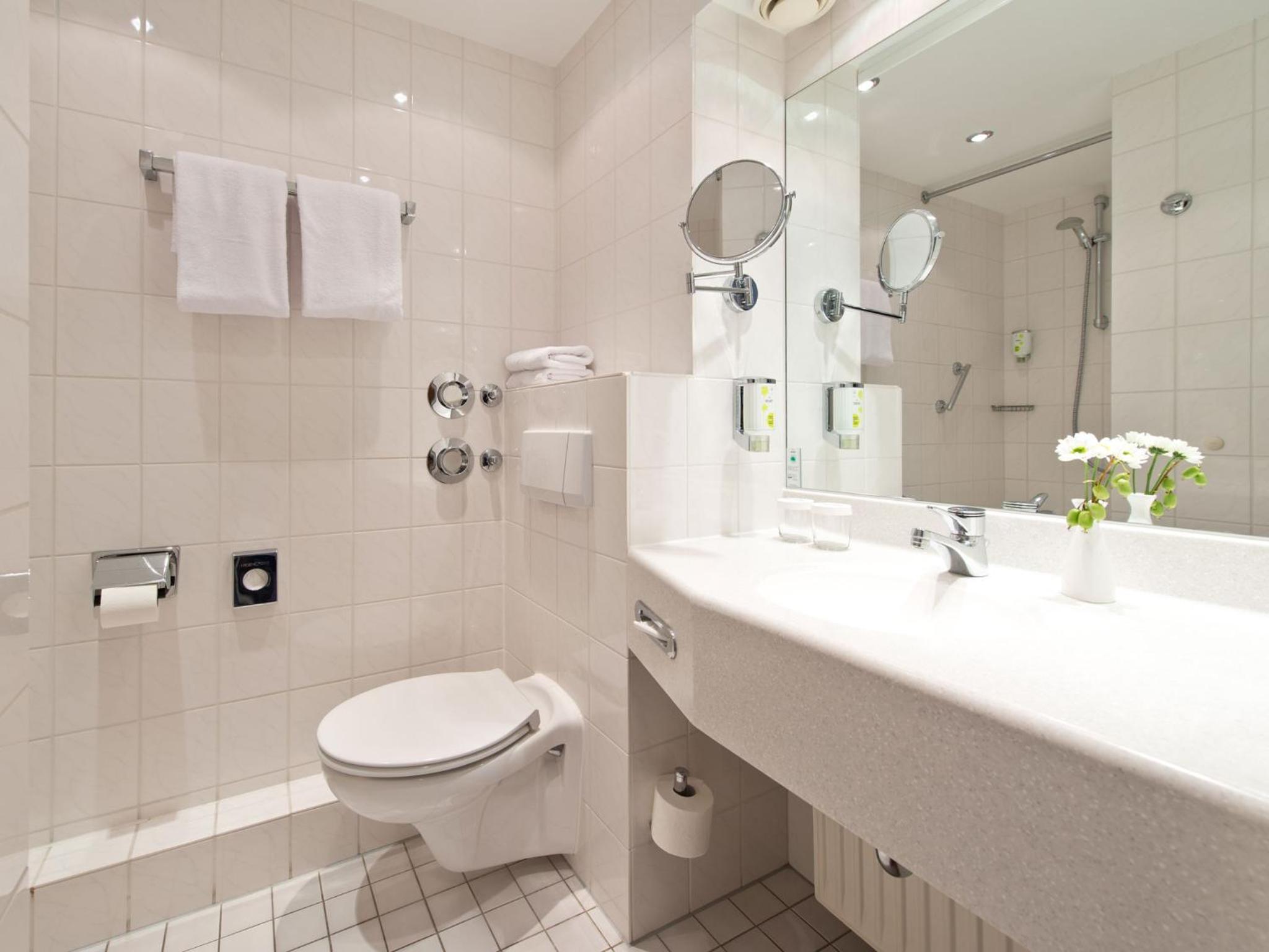 Business Double Room - Photo 3
