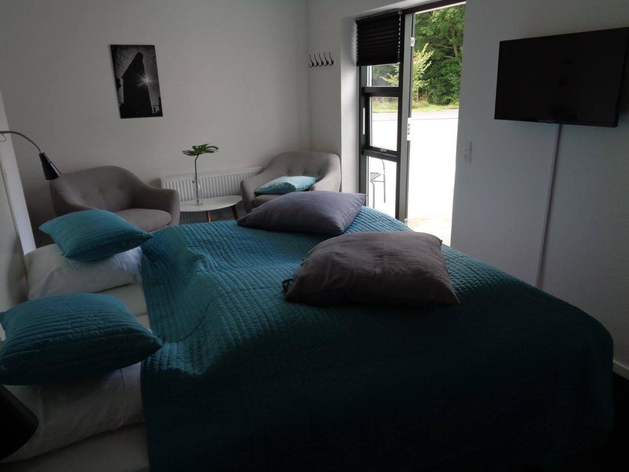 Double Room - Photo 3