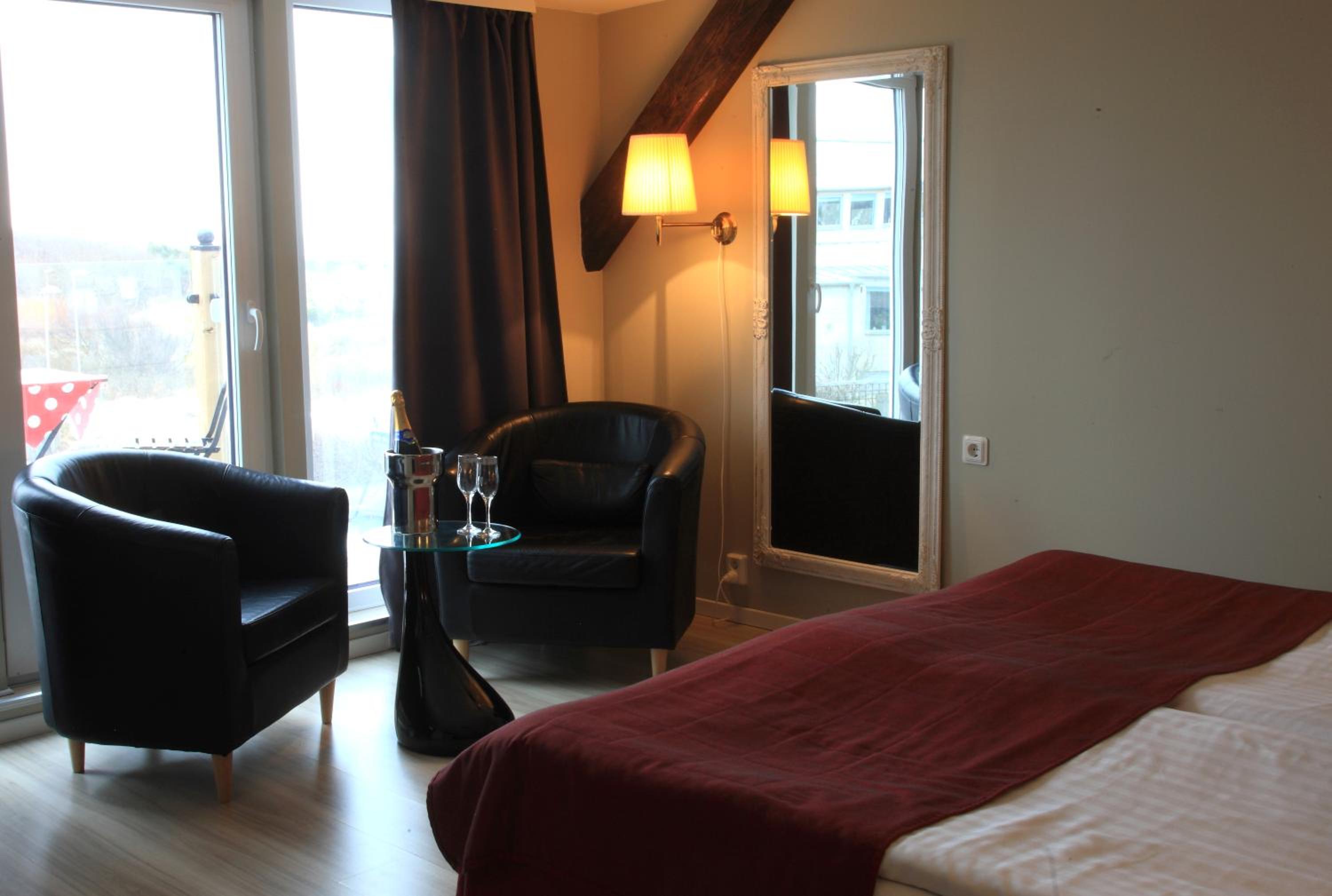 Standard Double or Twin Room with Sea View