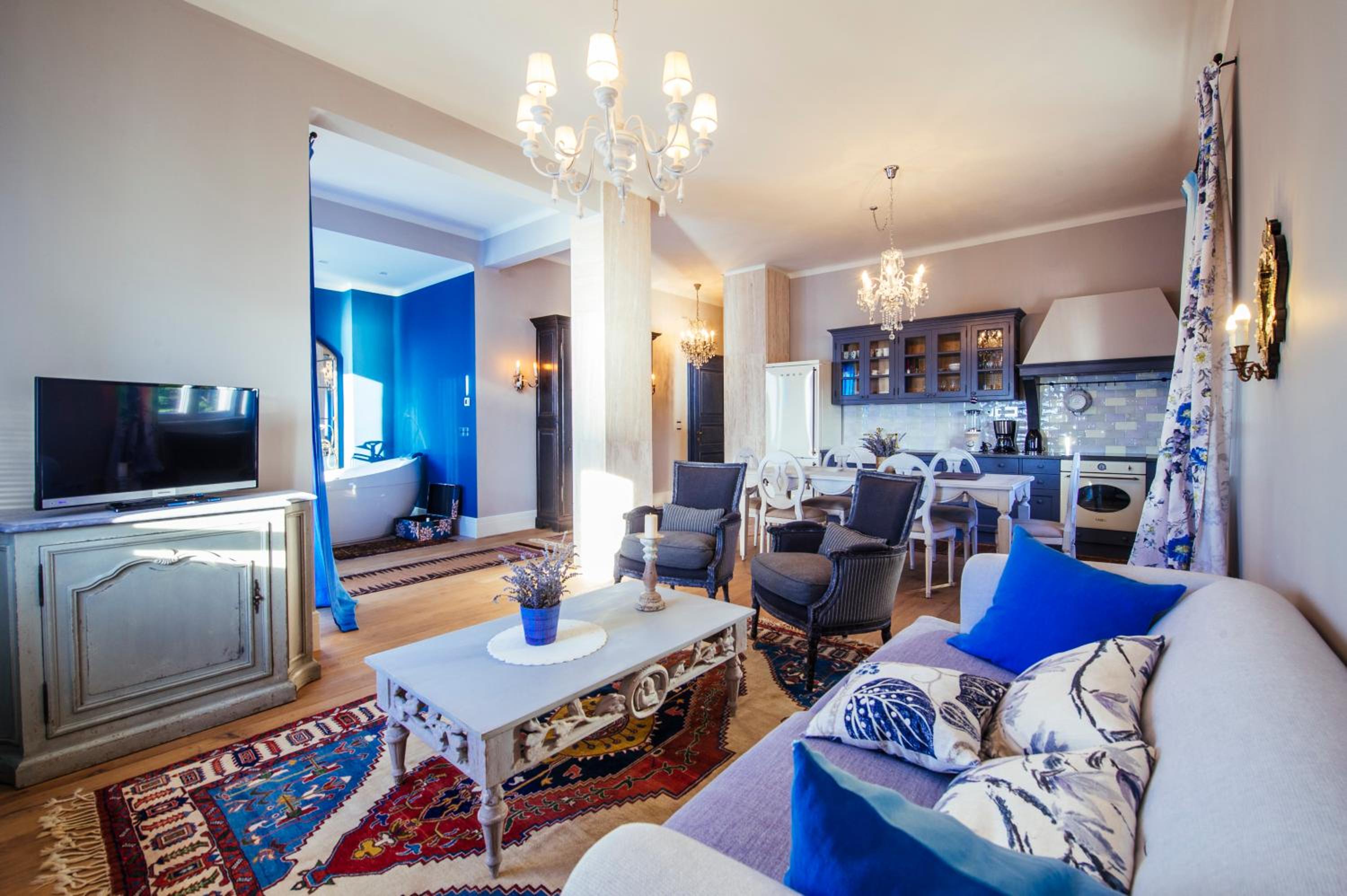 Two-Bedroom Apartment with Balcony and Sea View