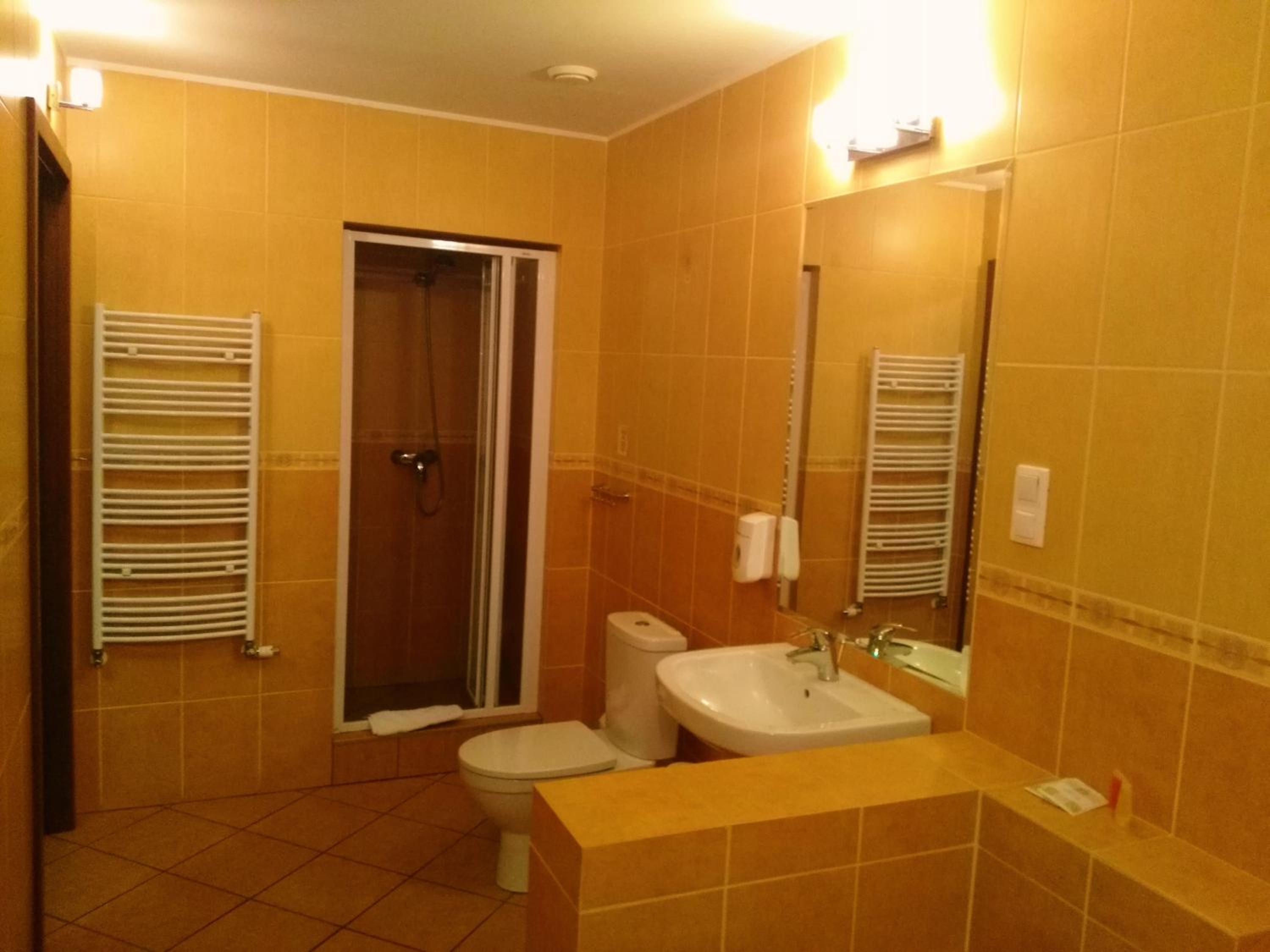 Comfort Twin Room - Photo 24