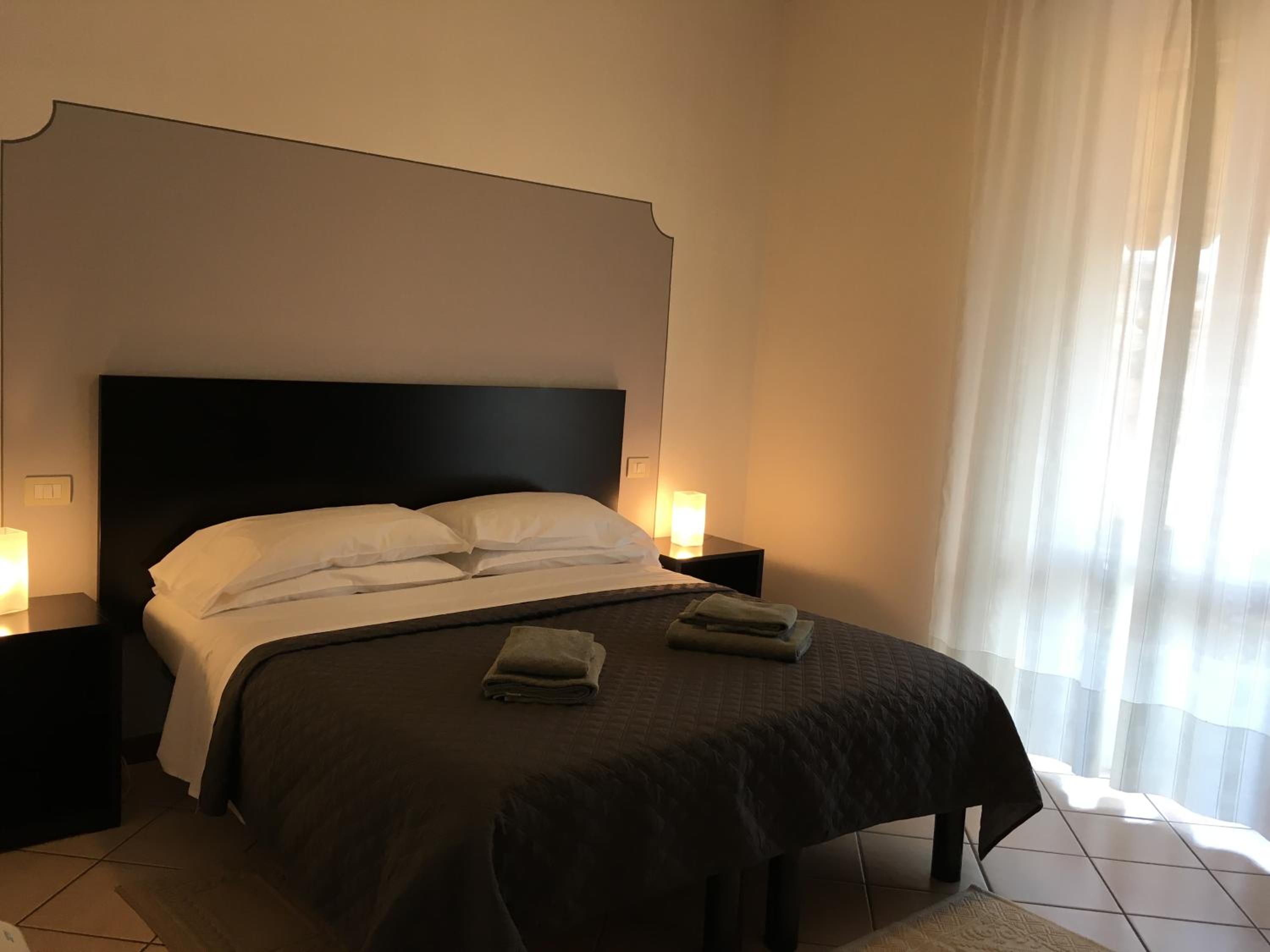 Two-Bedroom Apartment (3 Adults) -  Attic photo 1