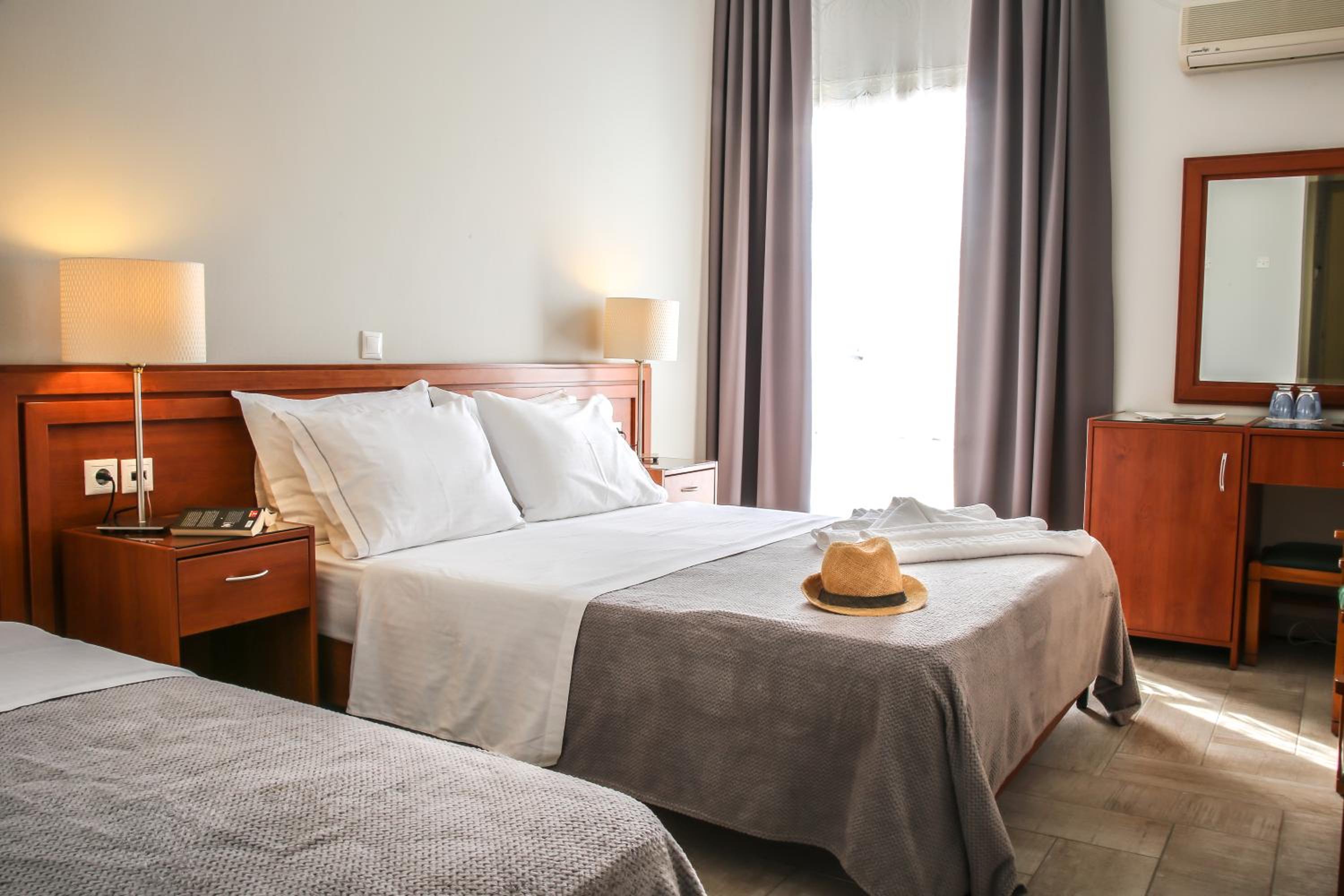 Superior Double Room with Side Sea View