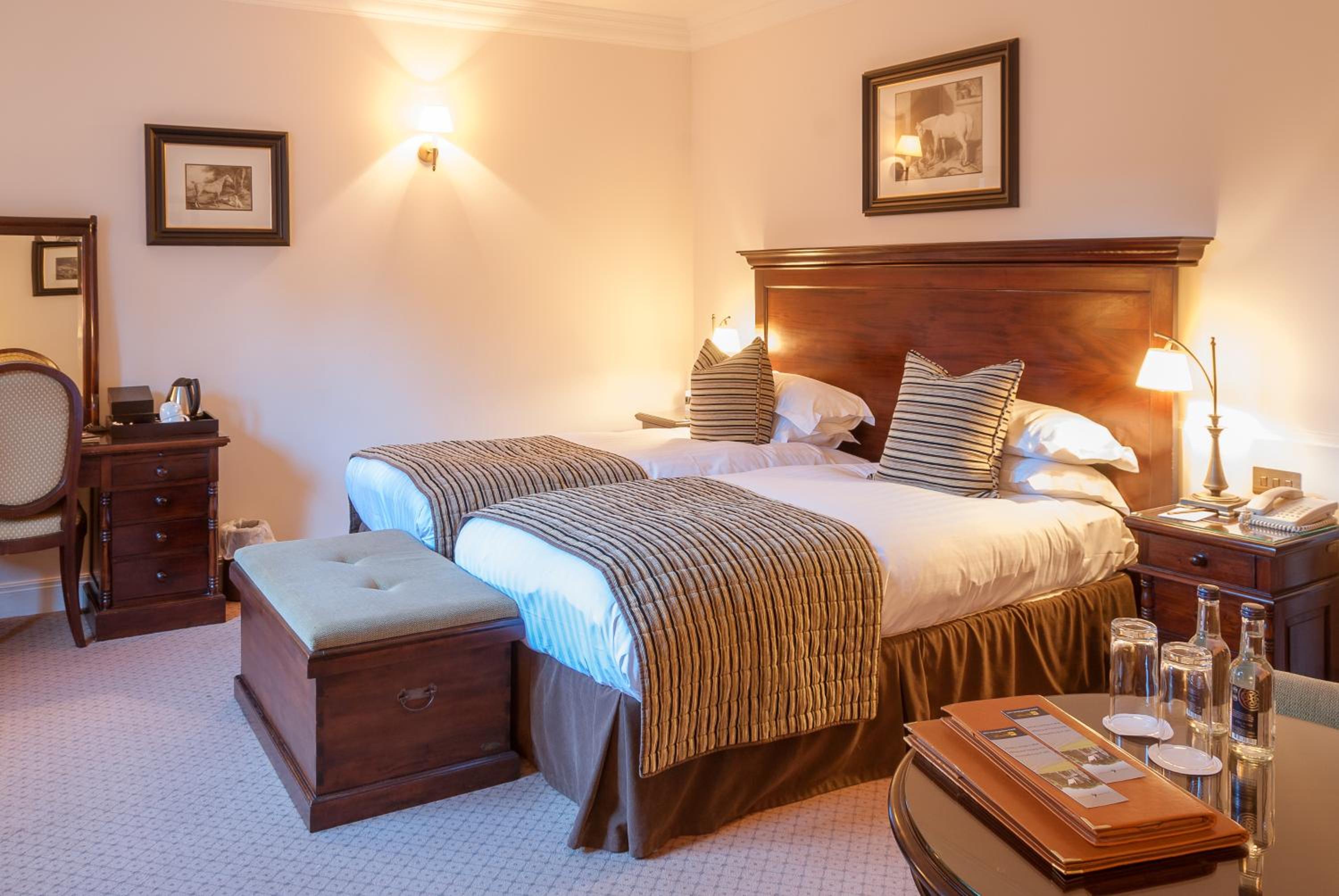 Superior Twin Room - Photo 3