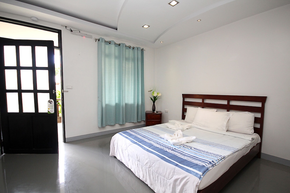 Standard Room - Photo 8
