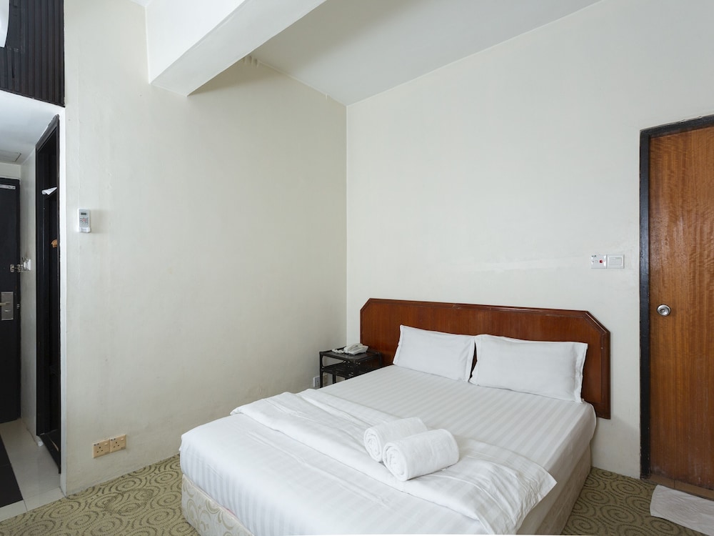 Deluxe Double Room, 1 Queen Bed photo 2