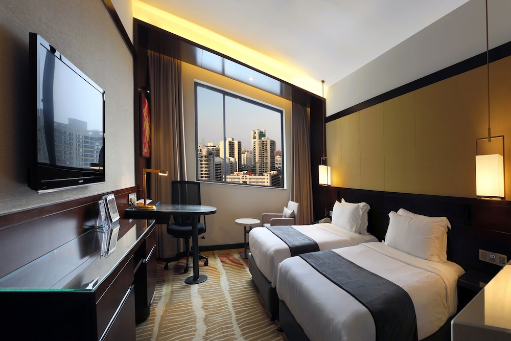 Superior City View Twin Room photo 2