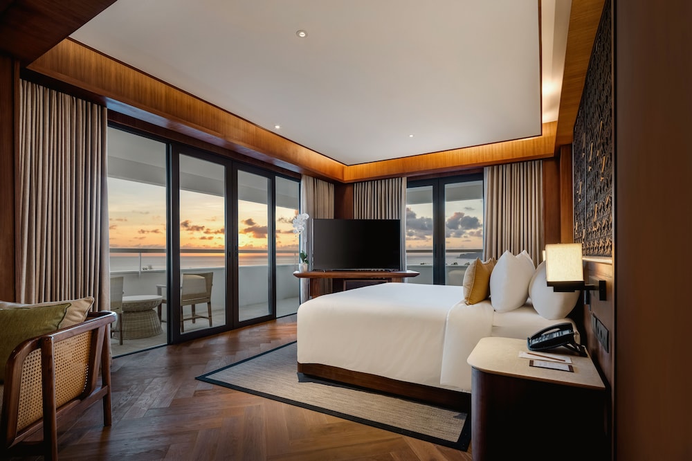 Executive Suite Ocean View