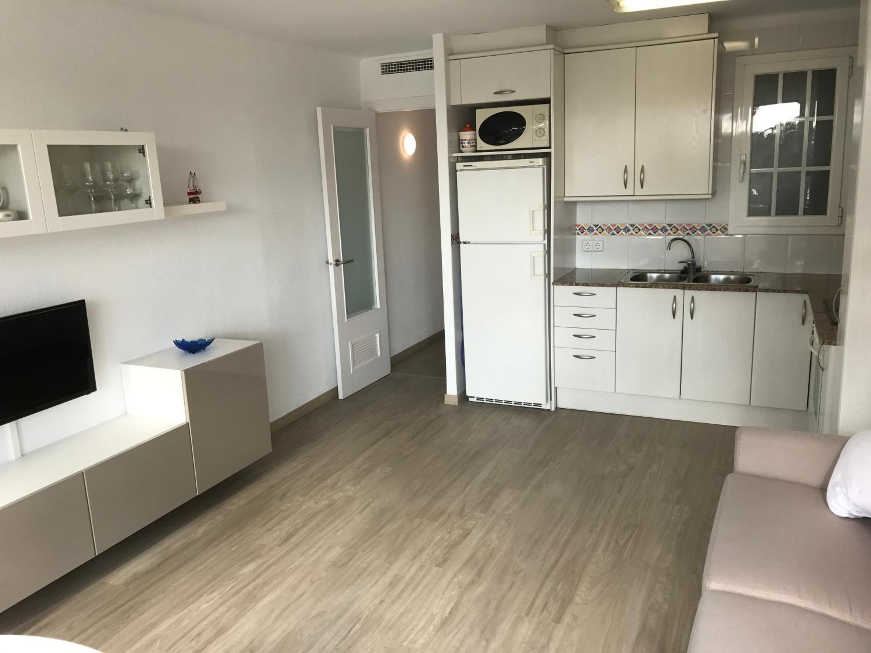 Apartment with Sea View photo 2