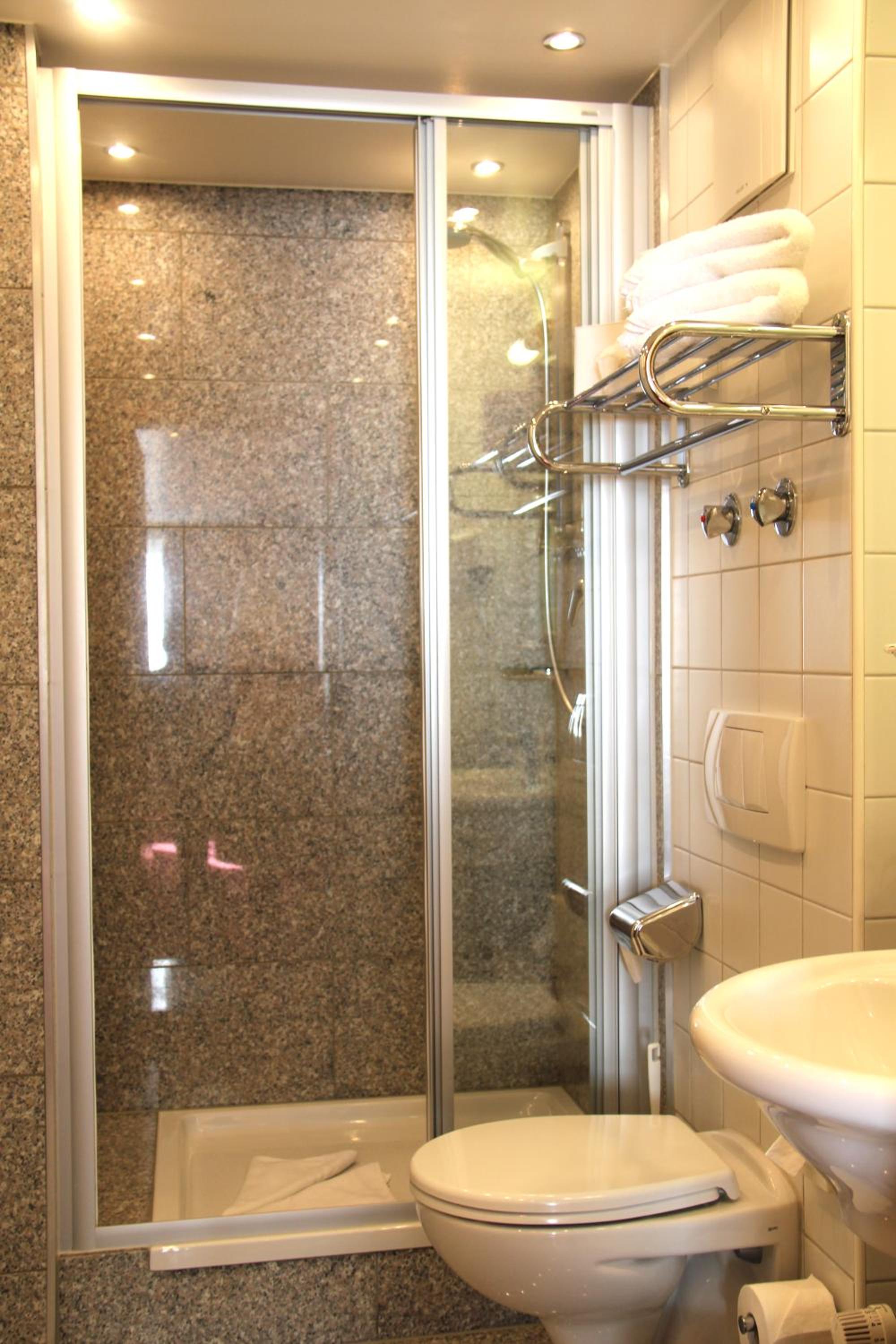 Standard Single Room photo 2