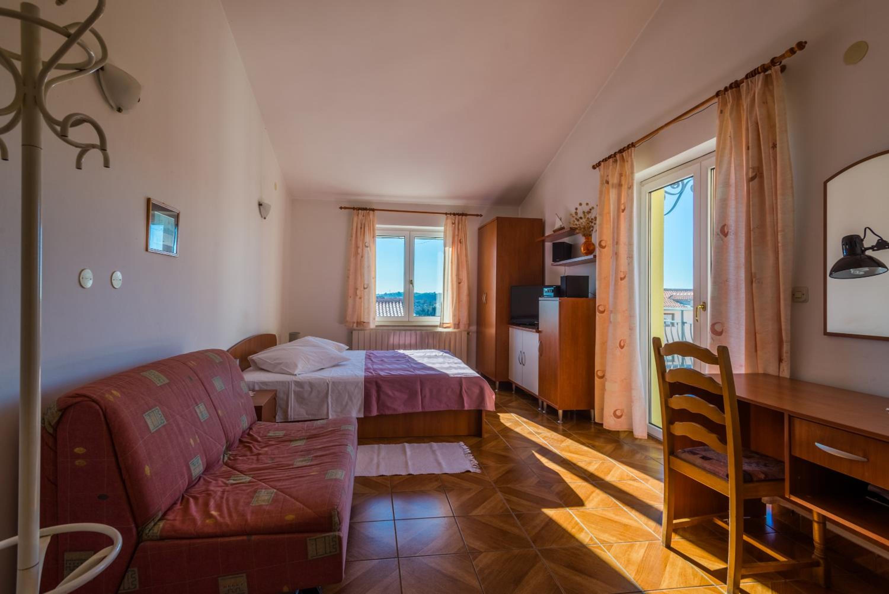 Studio with Balcony