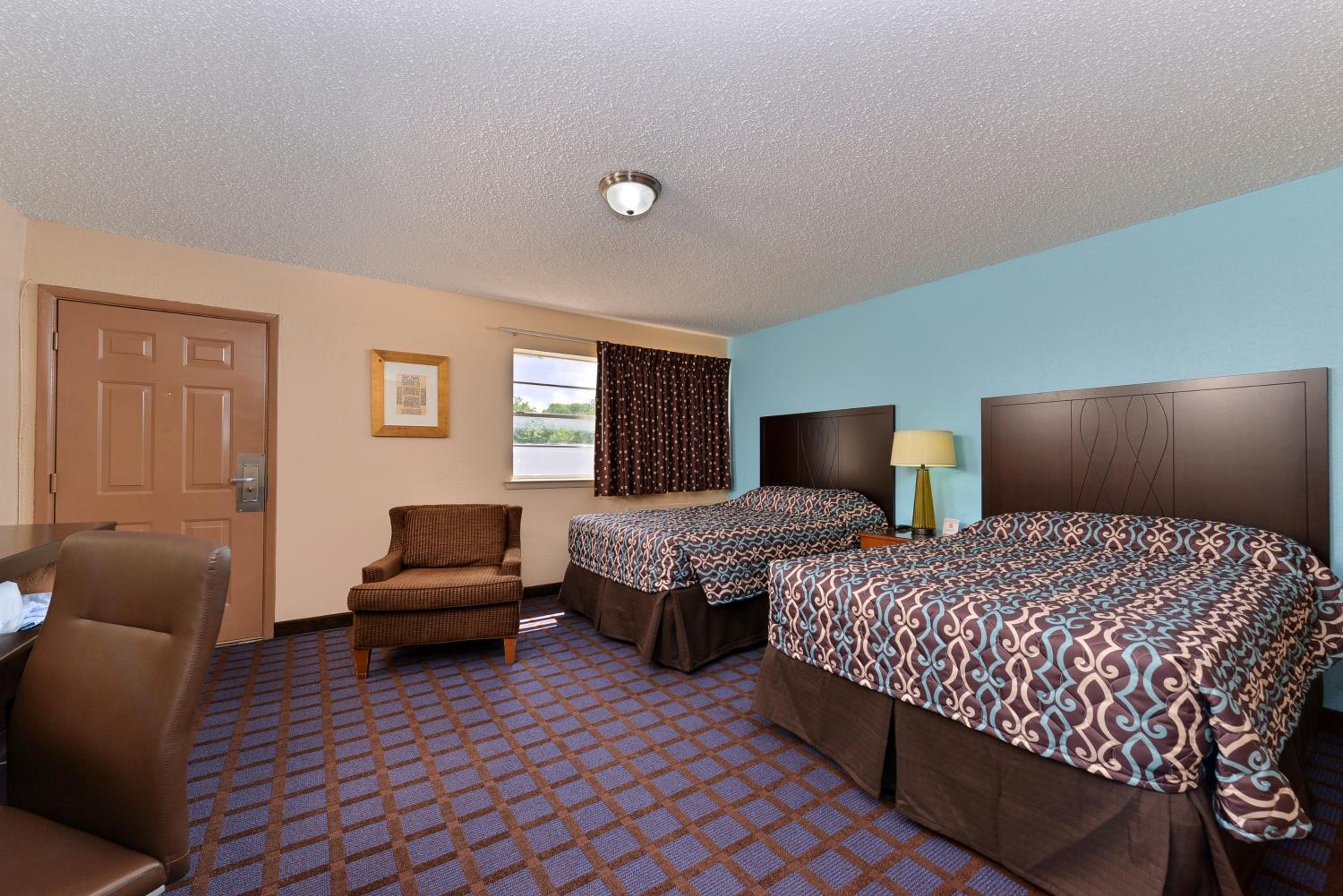 Double Room with Two Double Beds photo 1
