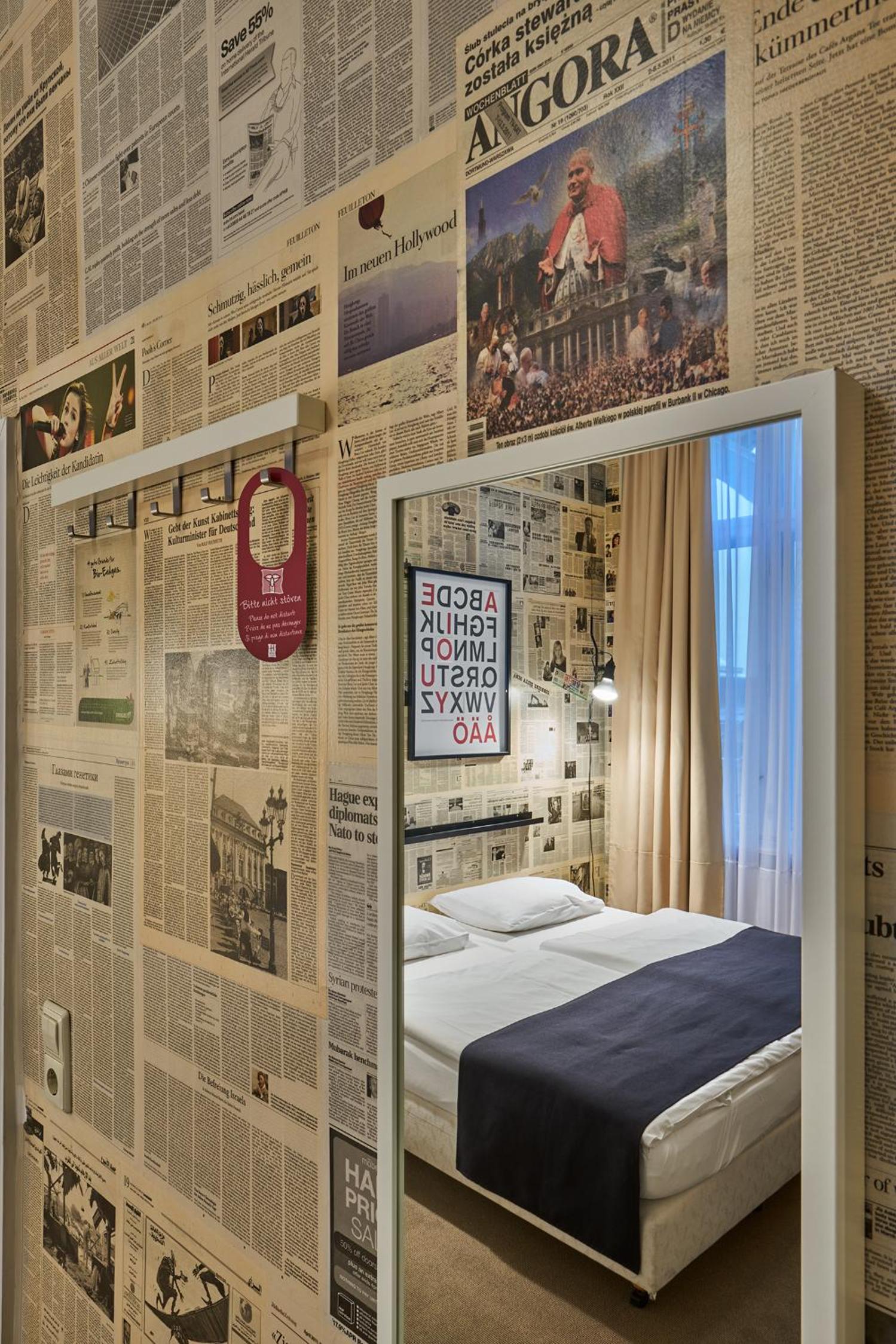 Double Room thumbnail 5