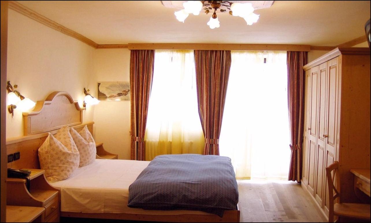 Double Or Twin Room With Mountain View