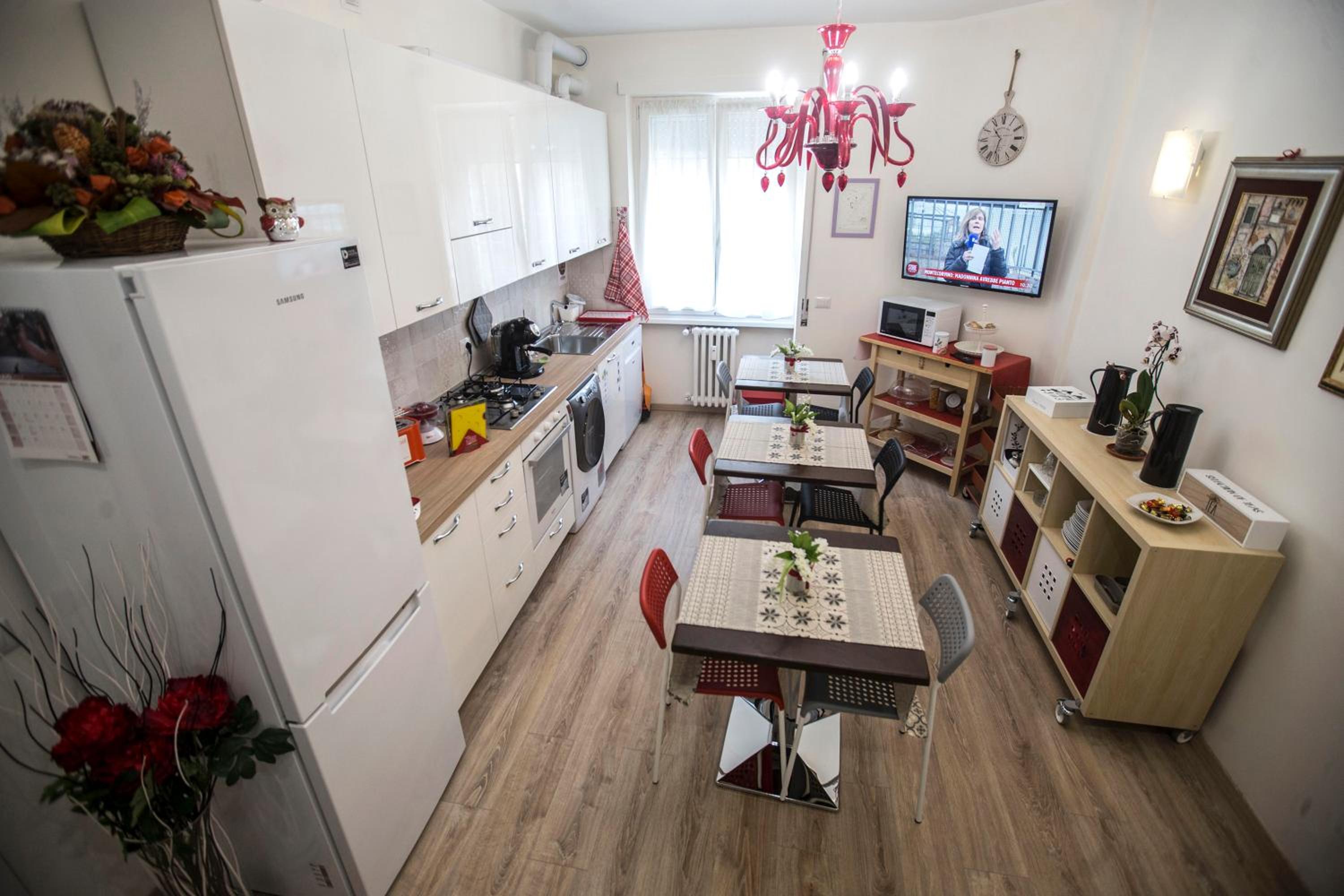 Double or Twin Room with Private External Bathroom photo 3