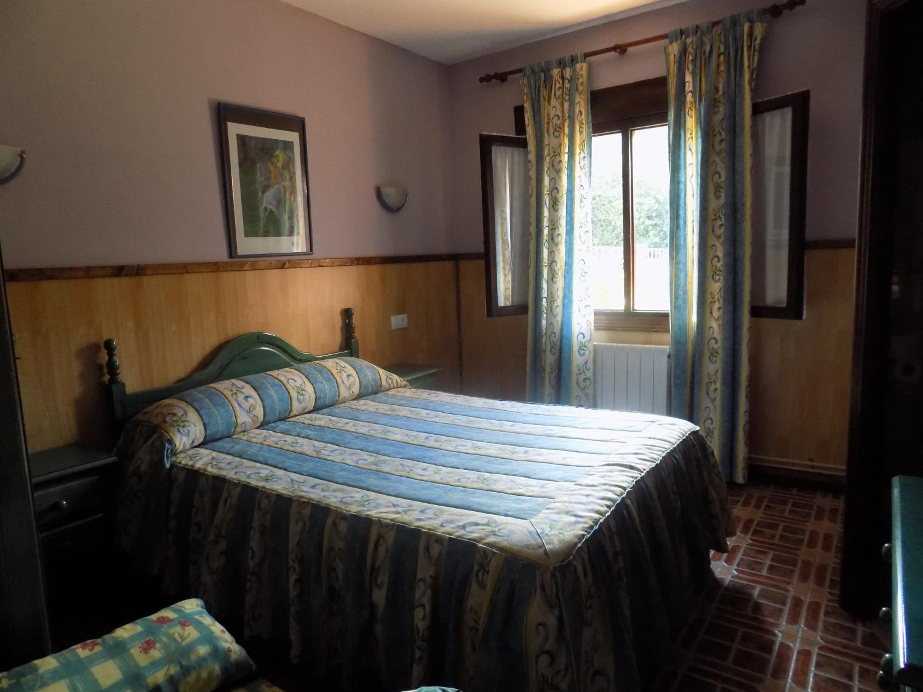 Double or Twin Room photo 2
