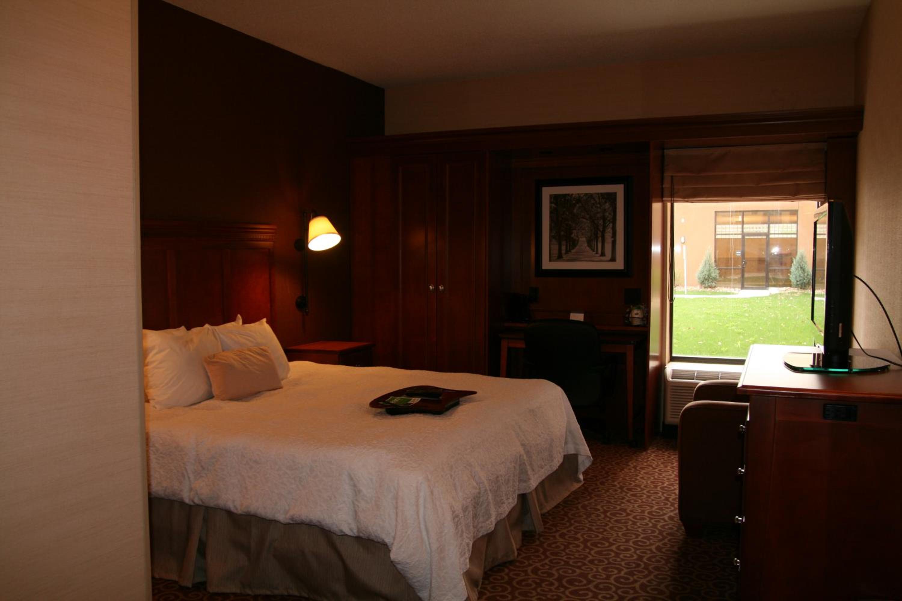 McKnight Hotel, Photo 4