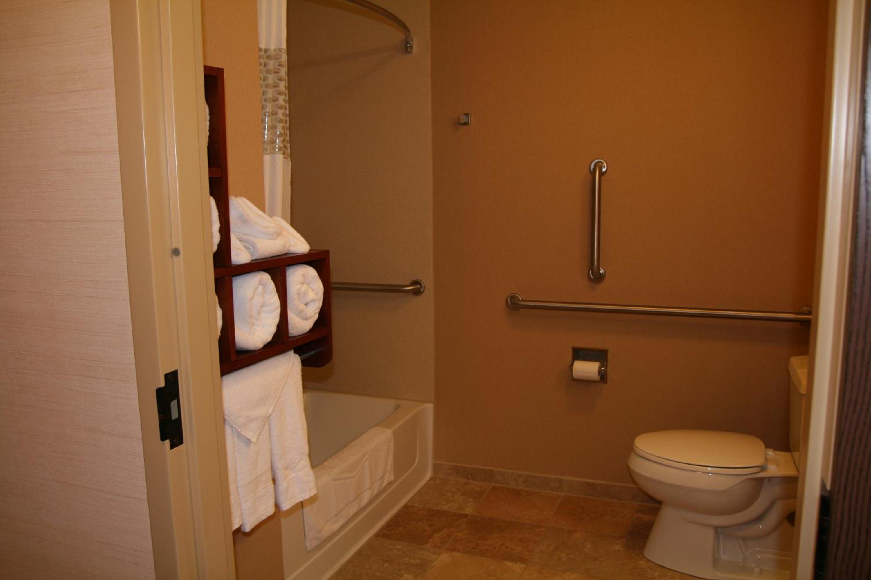 McKnight Hotel, Photo 3