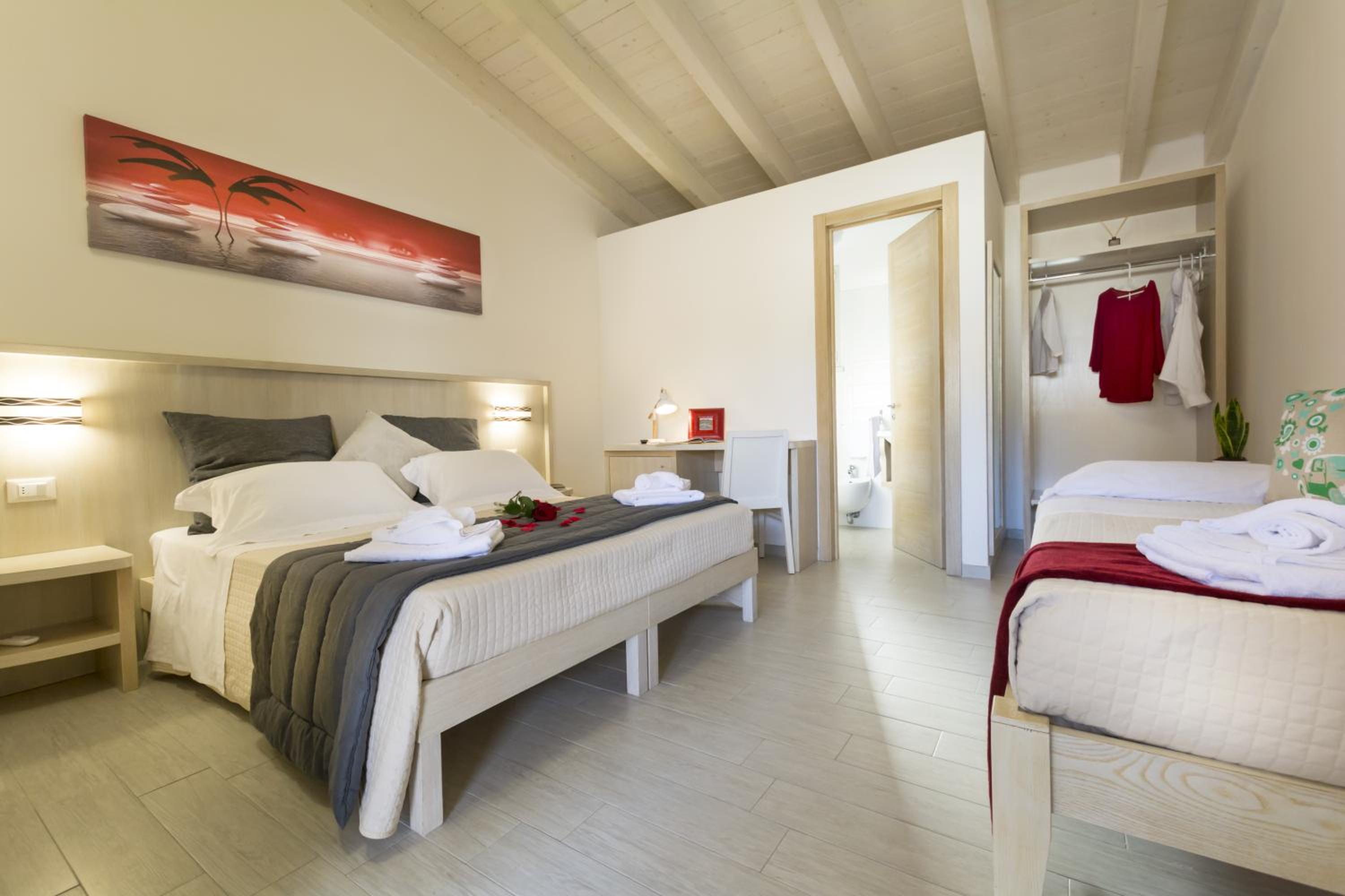 Triple Room photo 2