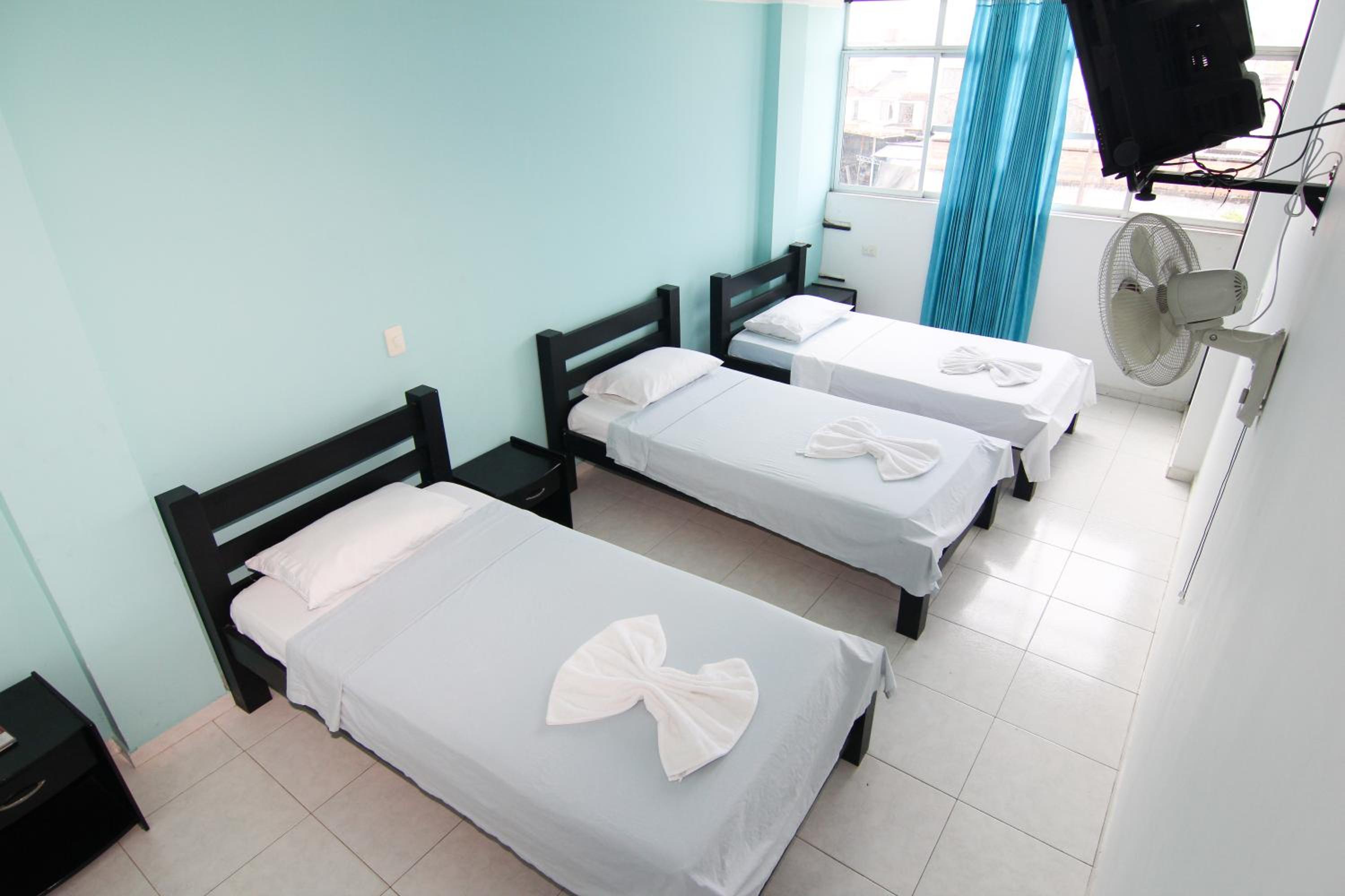 Basic Triple Room photo 3