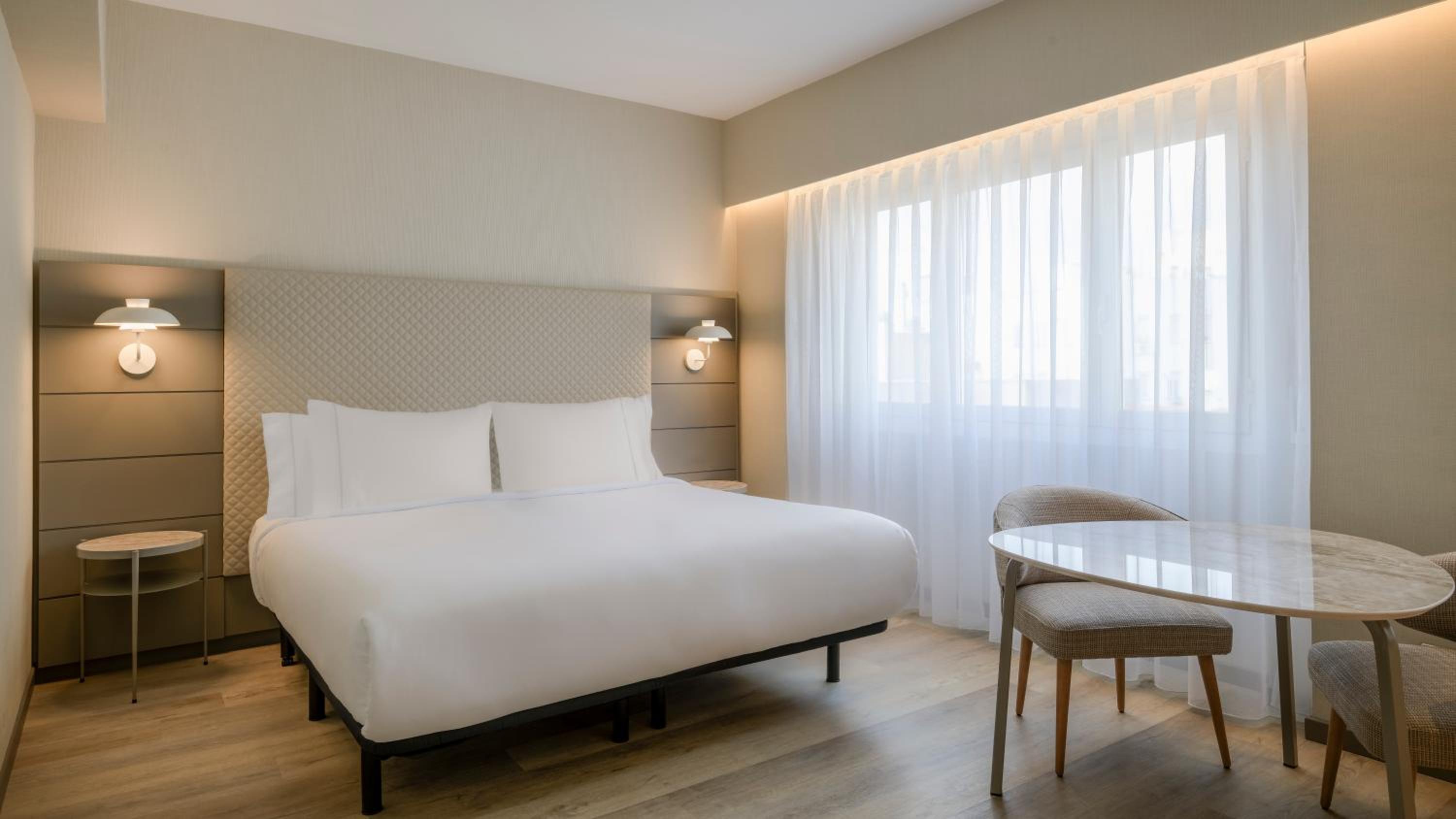 Standard King Room