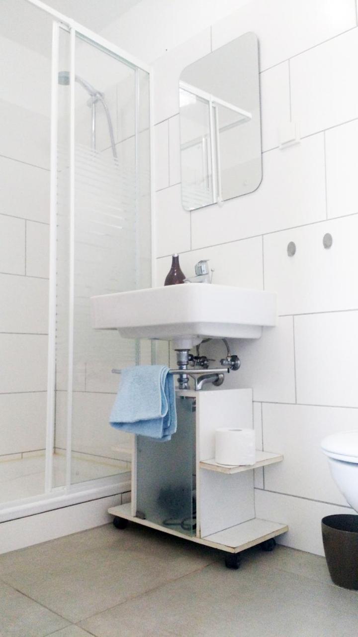 Three-Bedroom and three-Bathroom Apartment  with kitchnette and balcony photo 2