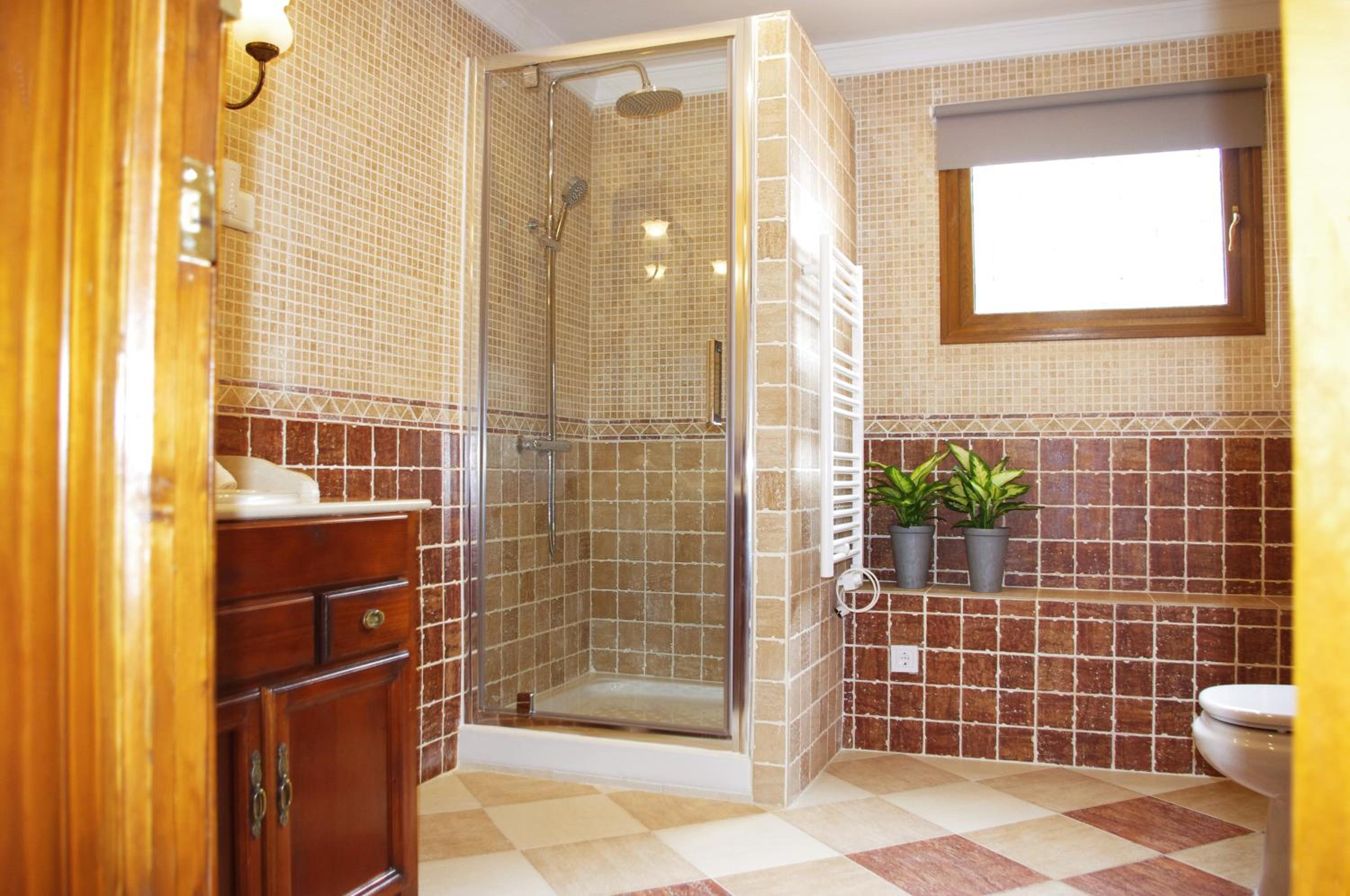 Double Room with Private External Bathroom - Photo 6