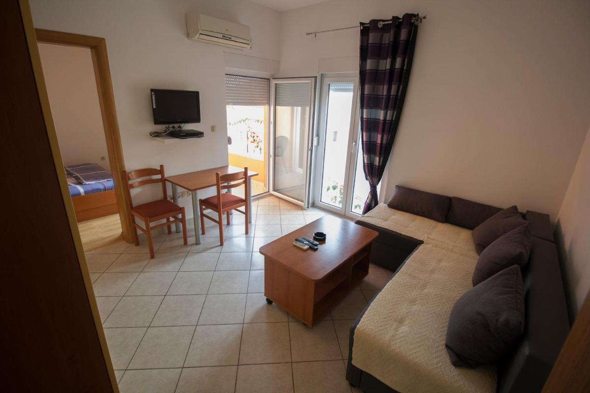 Apartment - Ground Floor photo 3