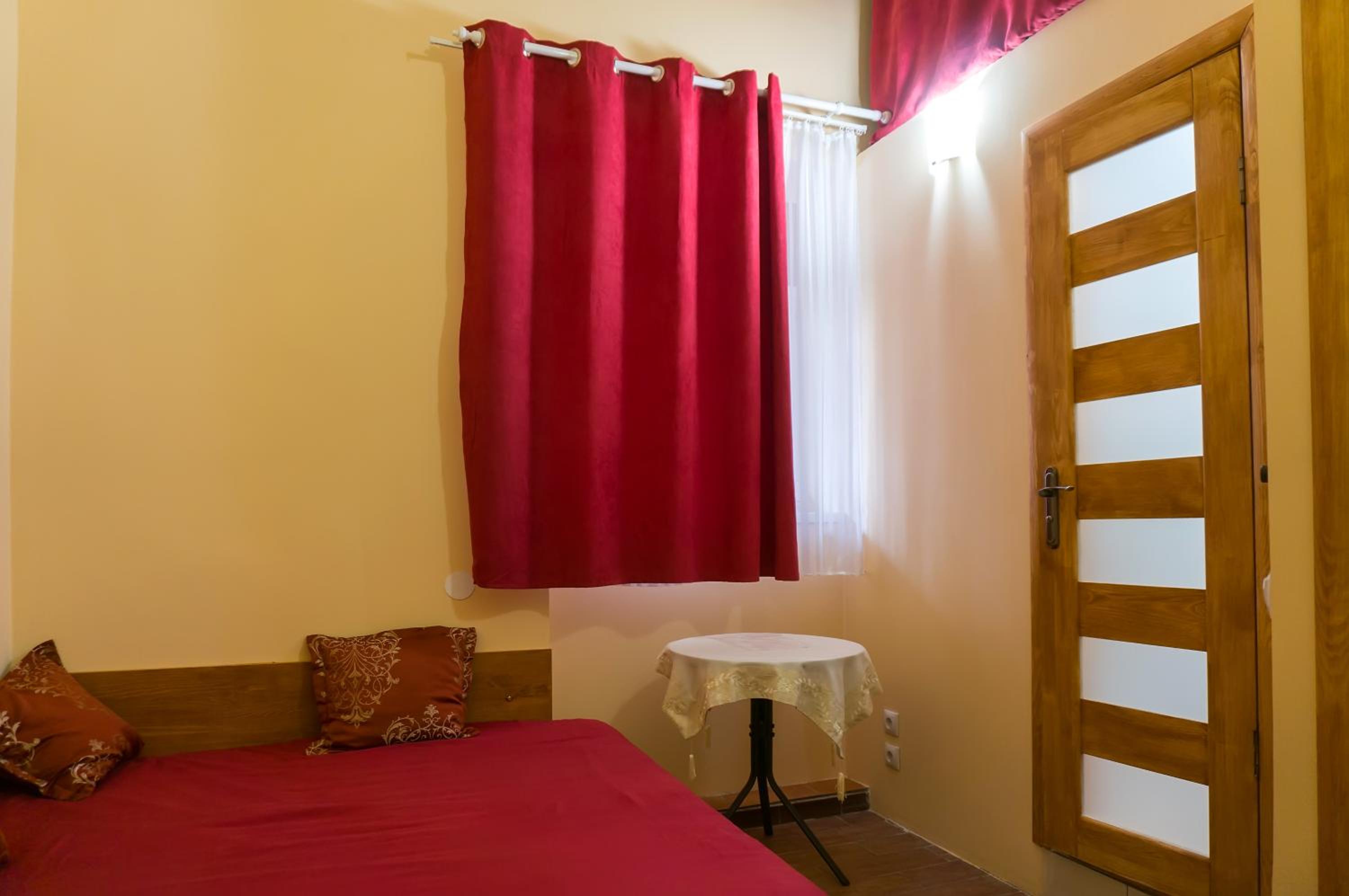 Double Room with Private Bathroom photo 3