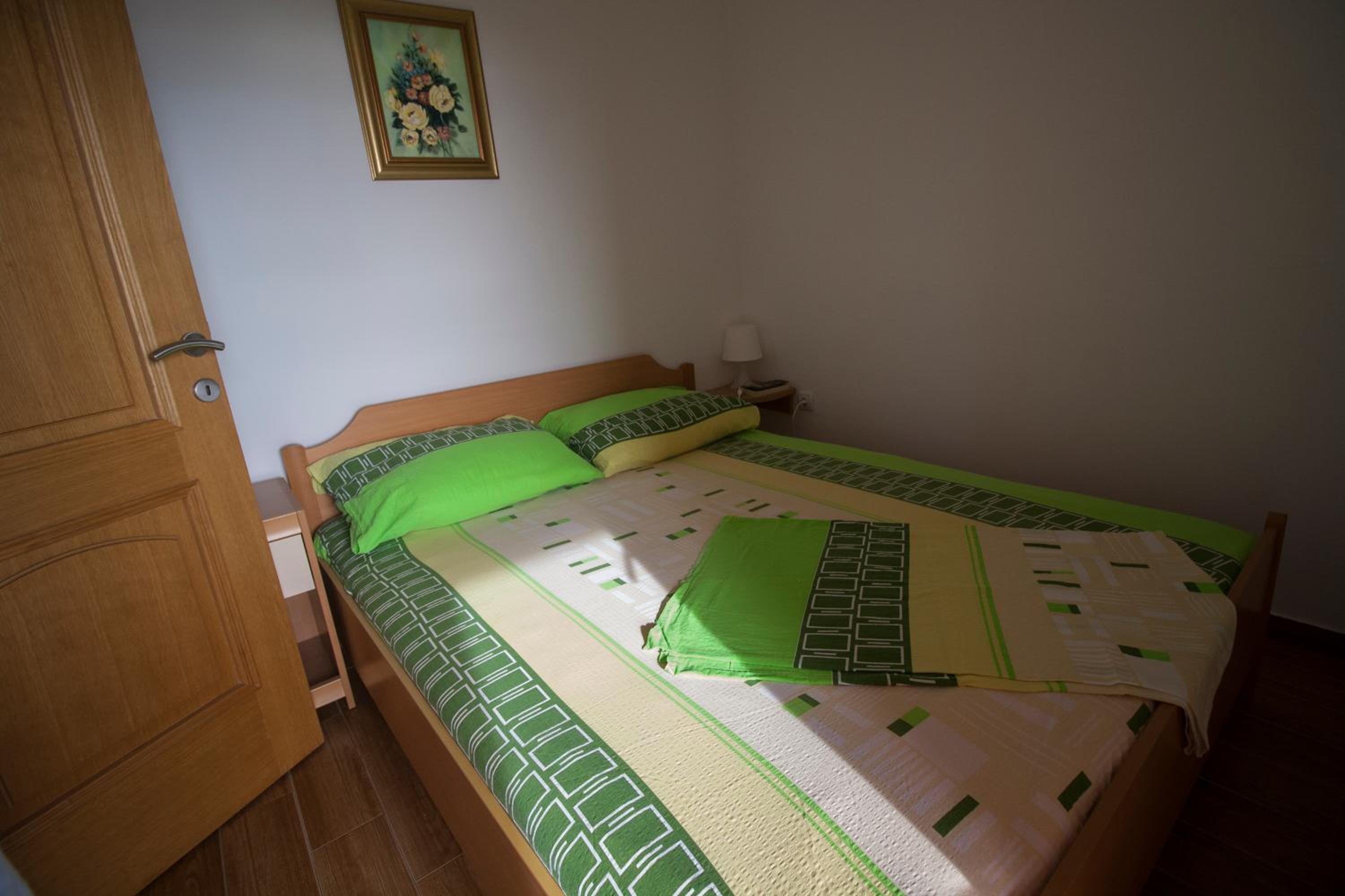 Apartment with Balcony photo 3