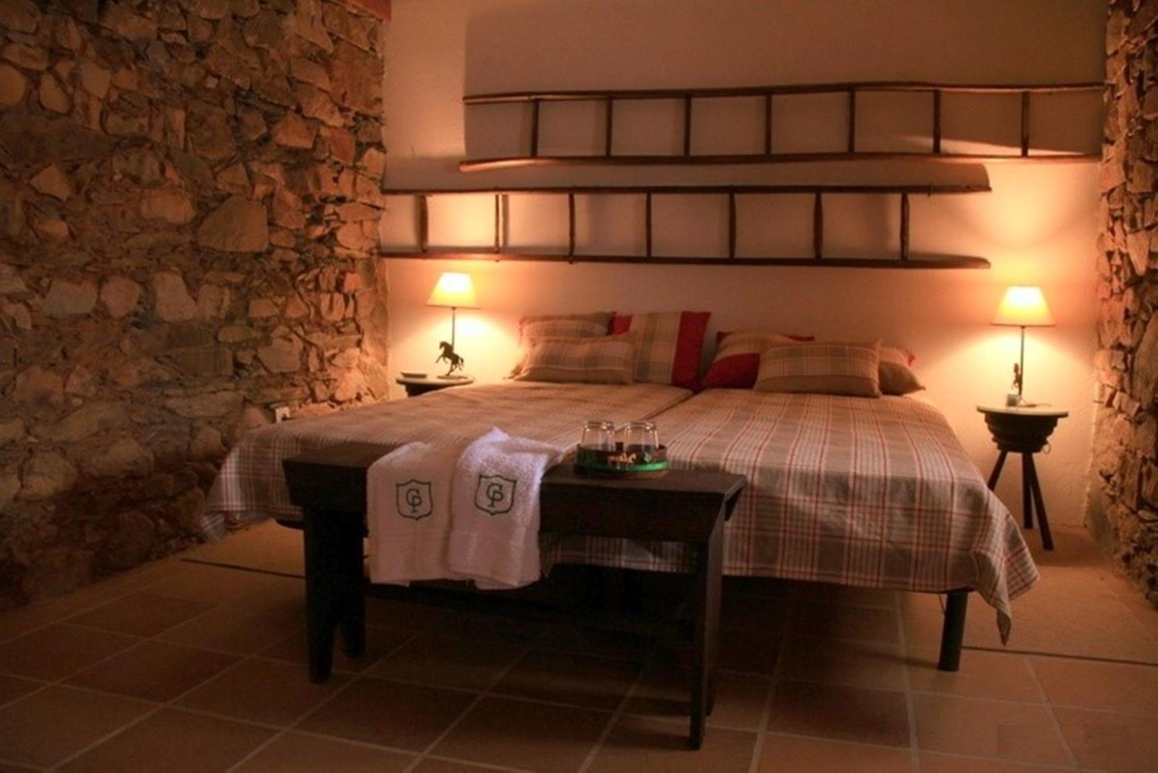 Large Double or Twin Room photo 3