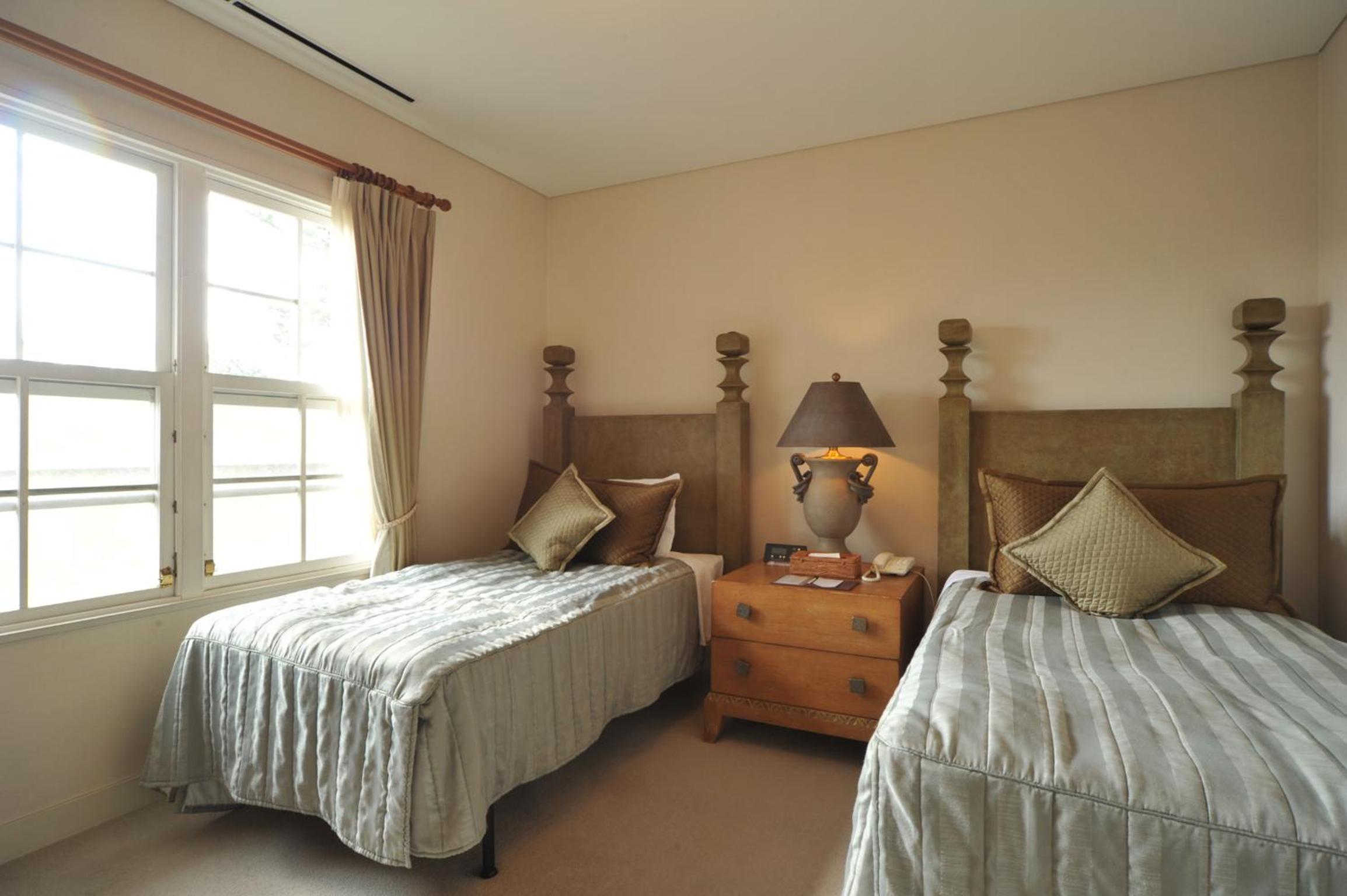 Three-Bedroom Suite Cottage photo 2