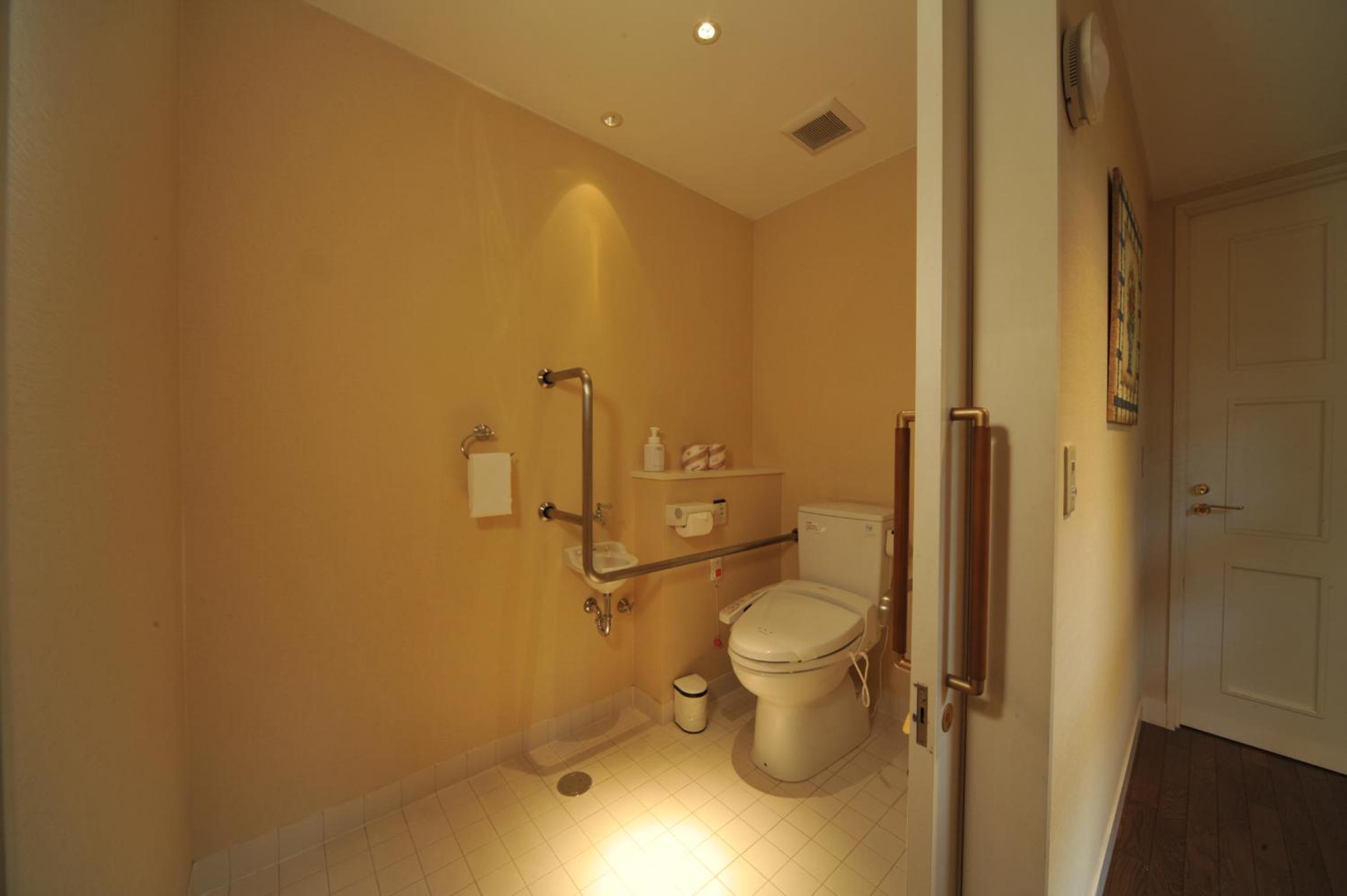 Two-Bedroom Cottage - 1 photo 2