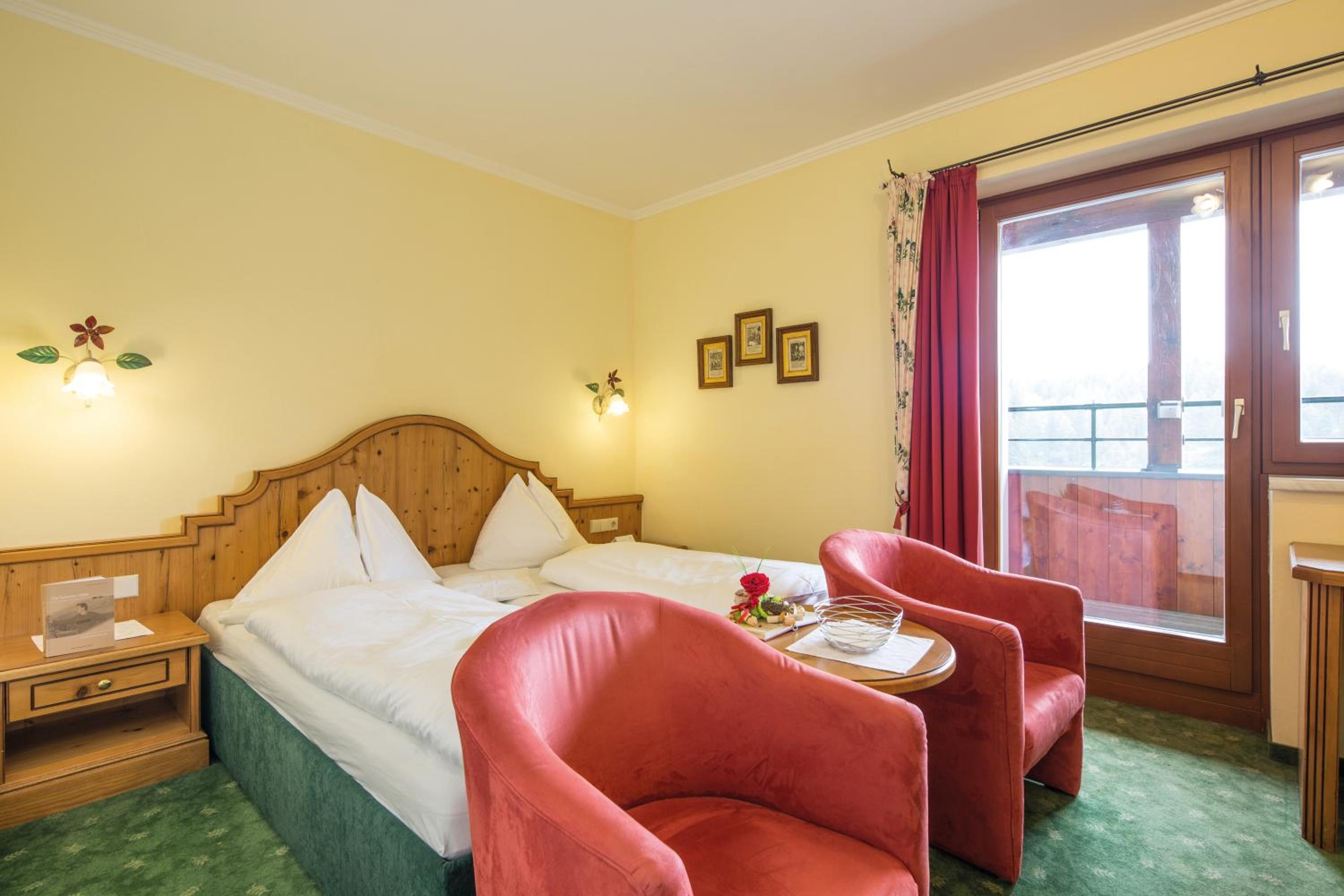 Junior Suite with Balcony photo 3