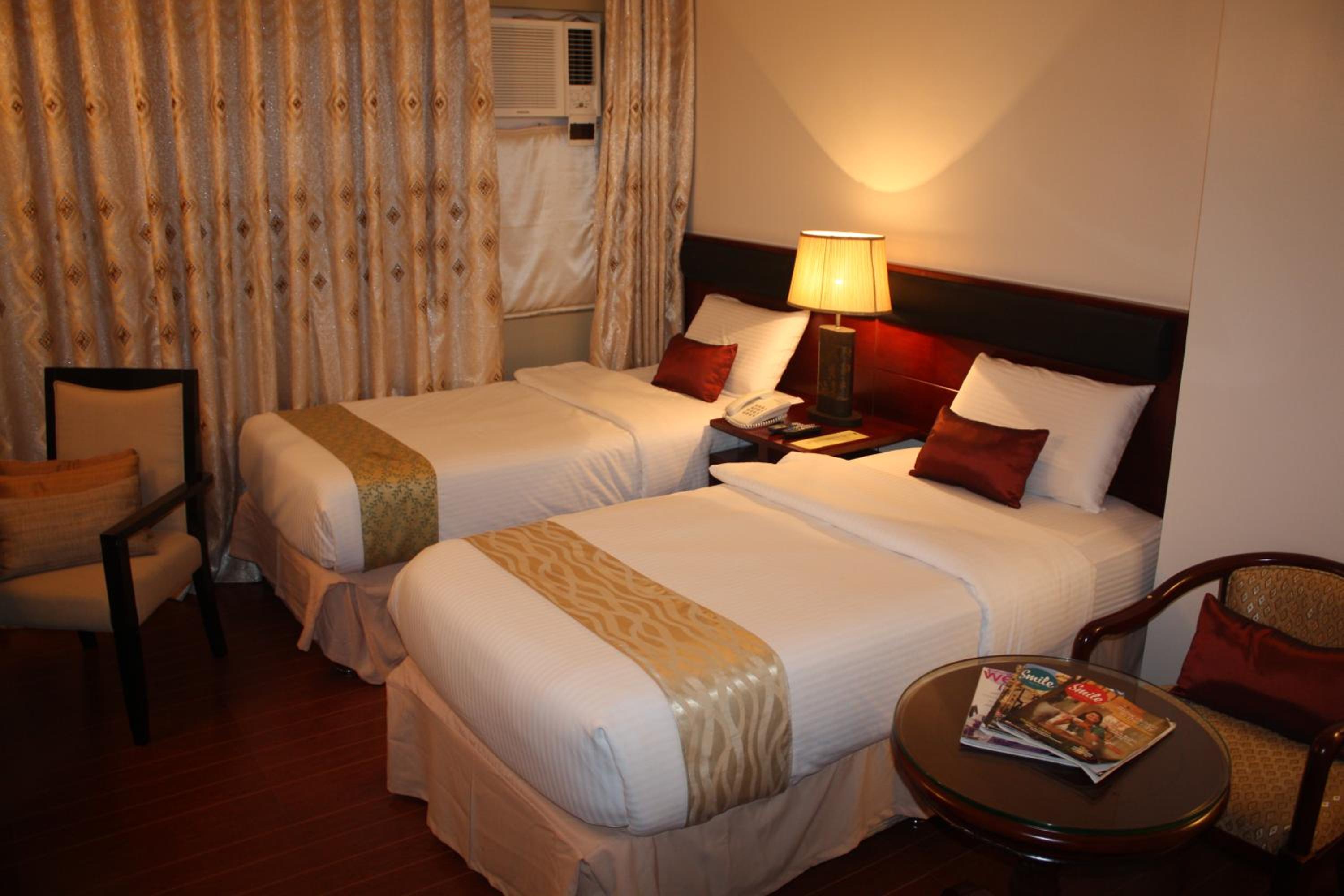 Deluxe Room - Photo 3