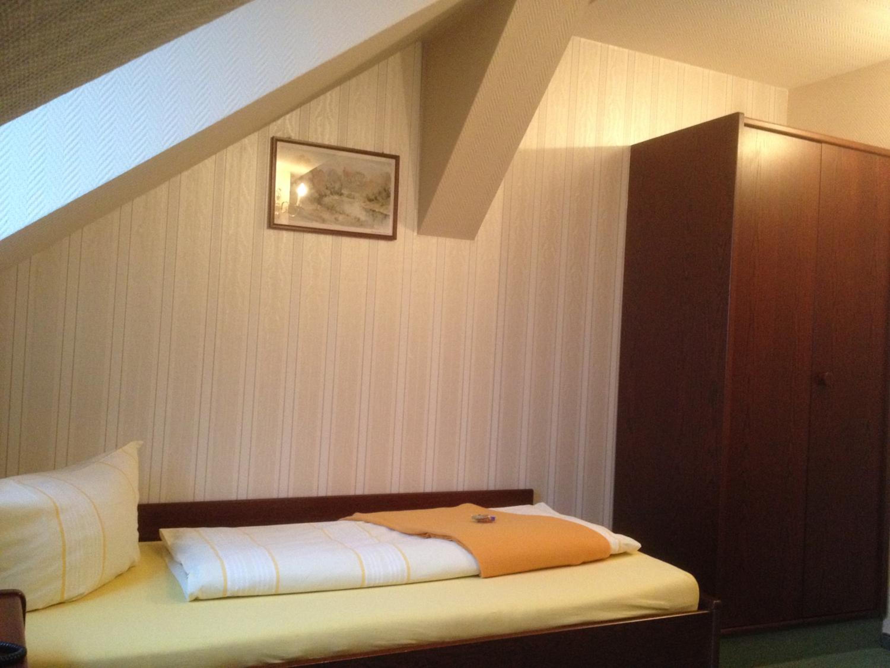Single Room photo 1