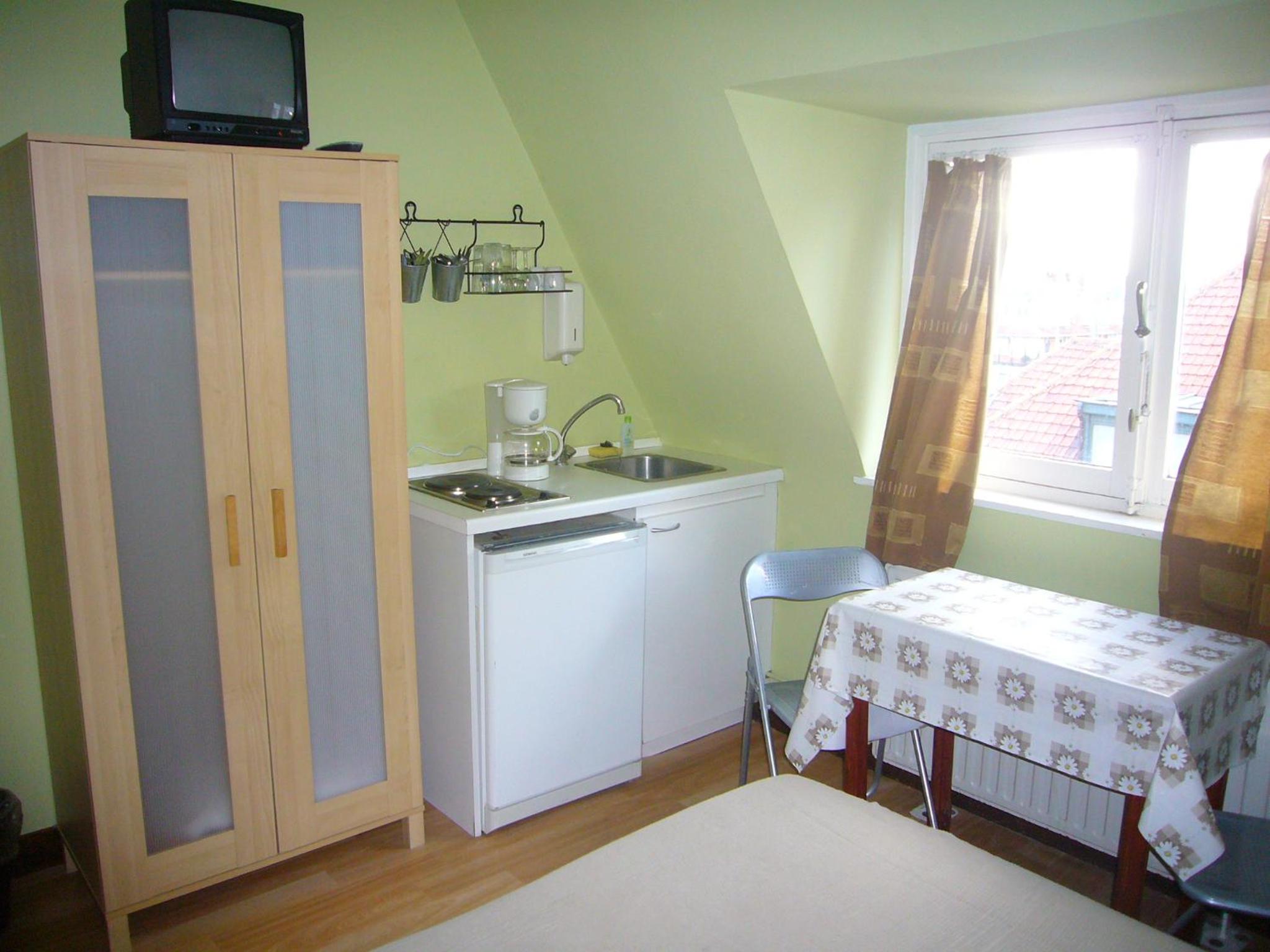 Studio Apartment photo 2