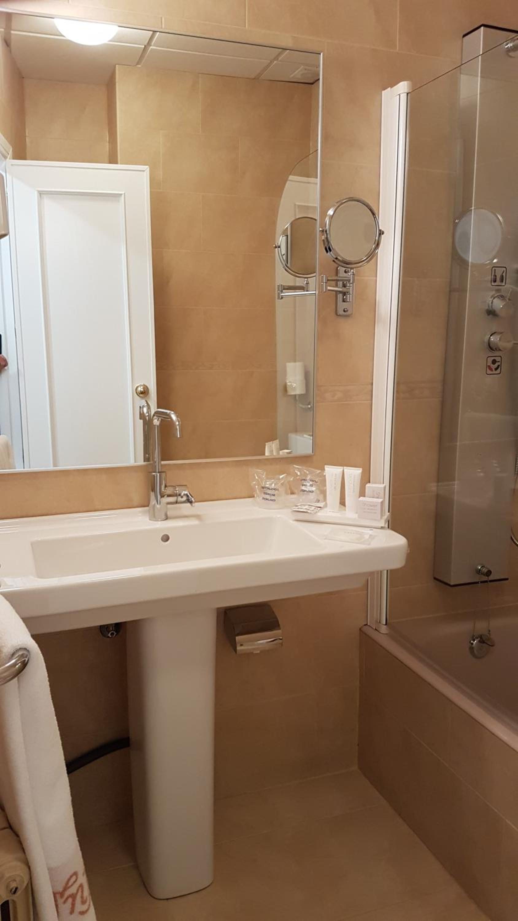 Triple Room - Photo 4