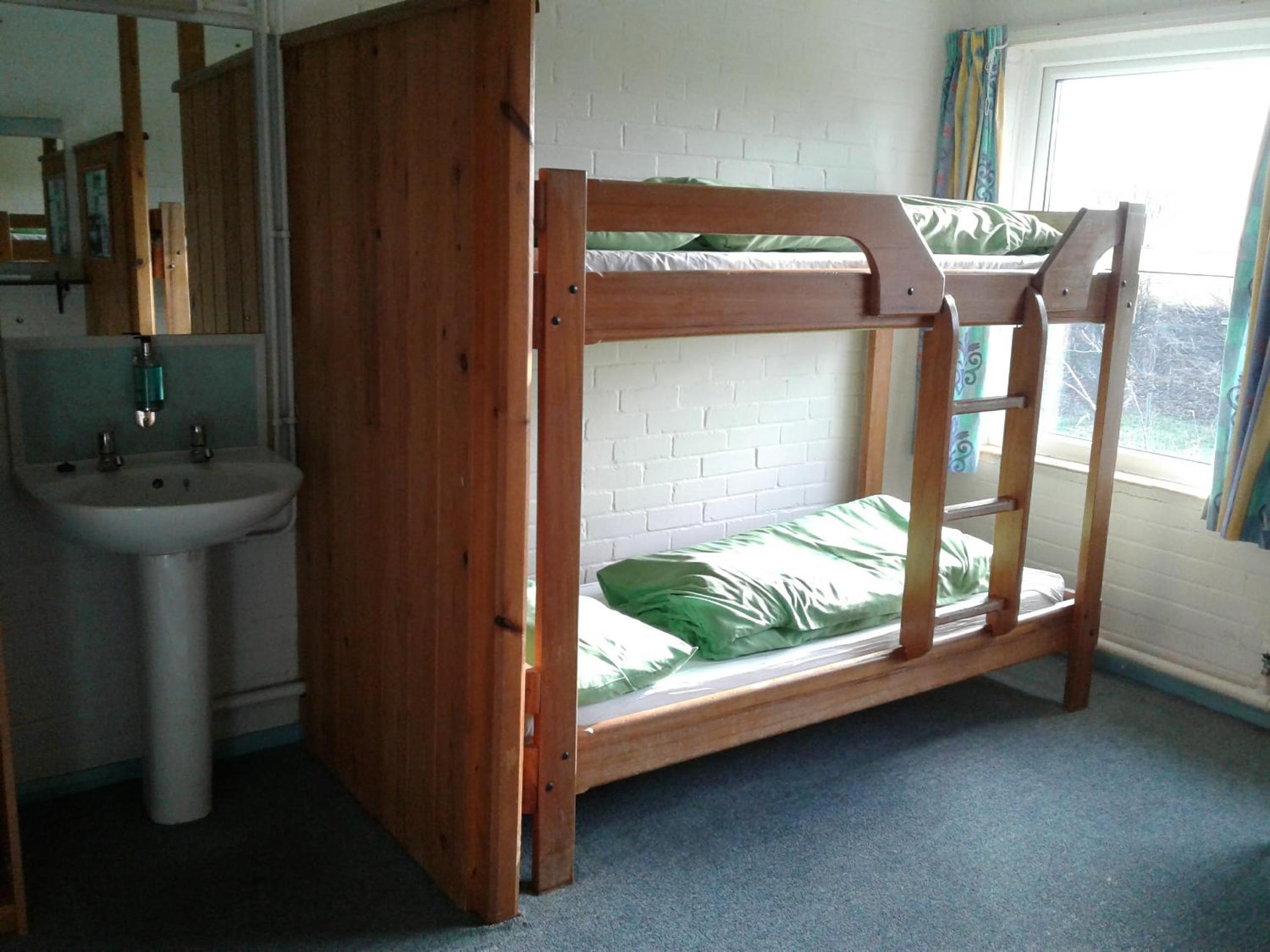 3 Bed Private Room Shared Bathroom photo 3