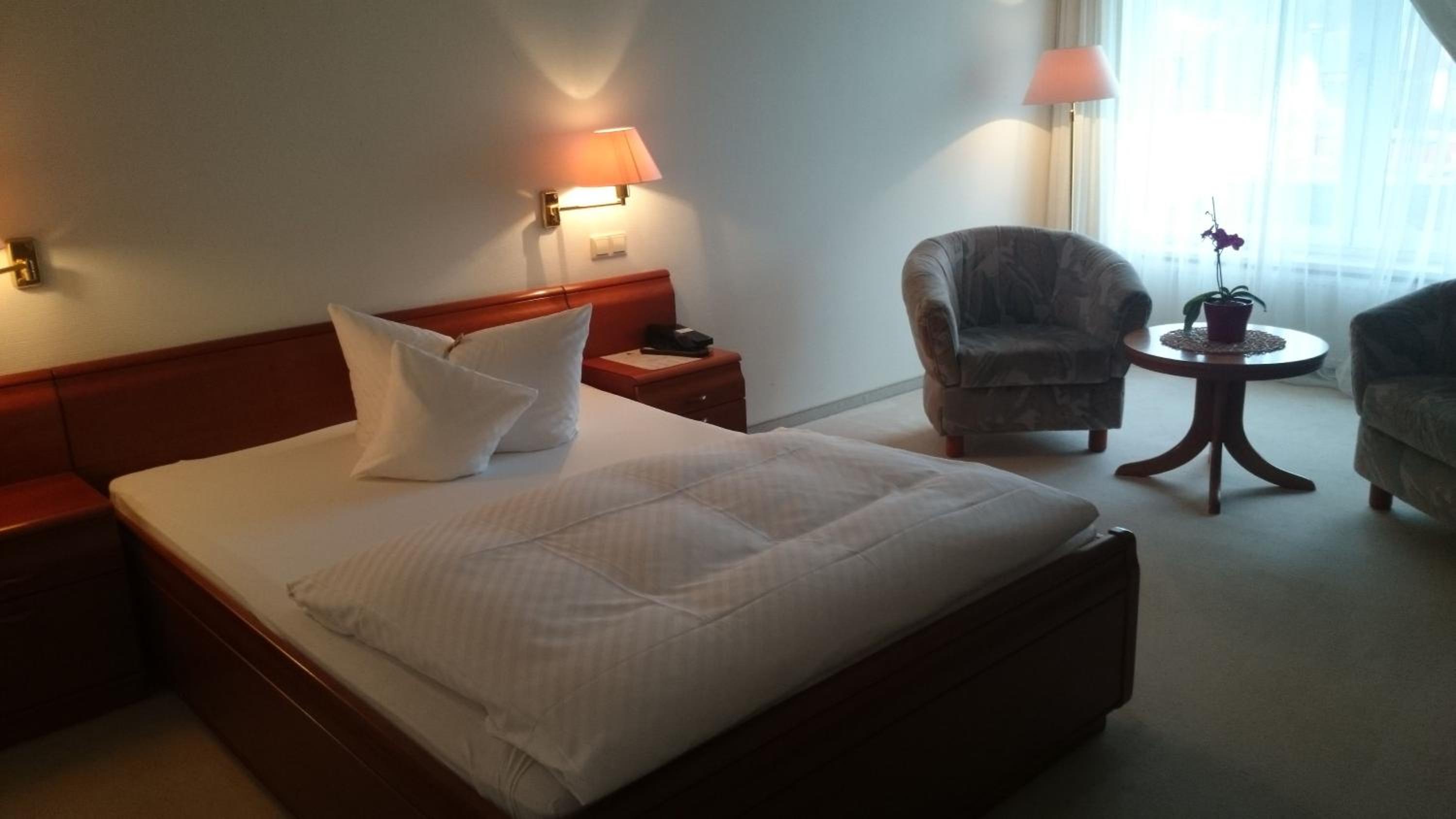Large Single Room photo 1