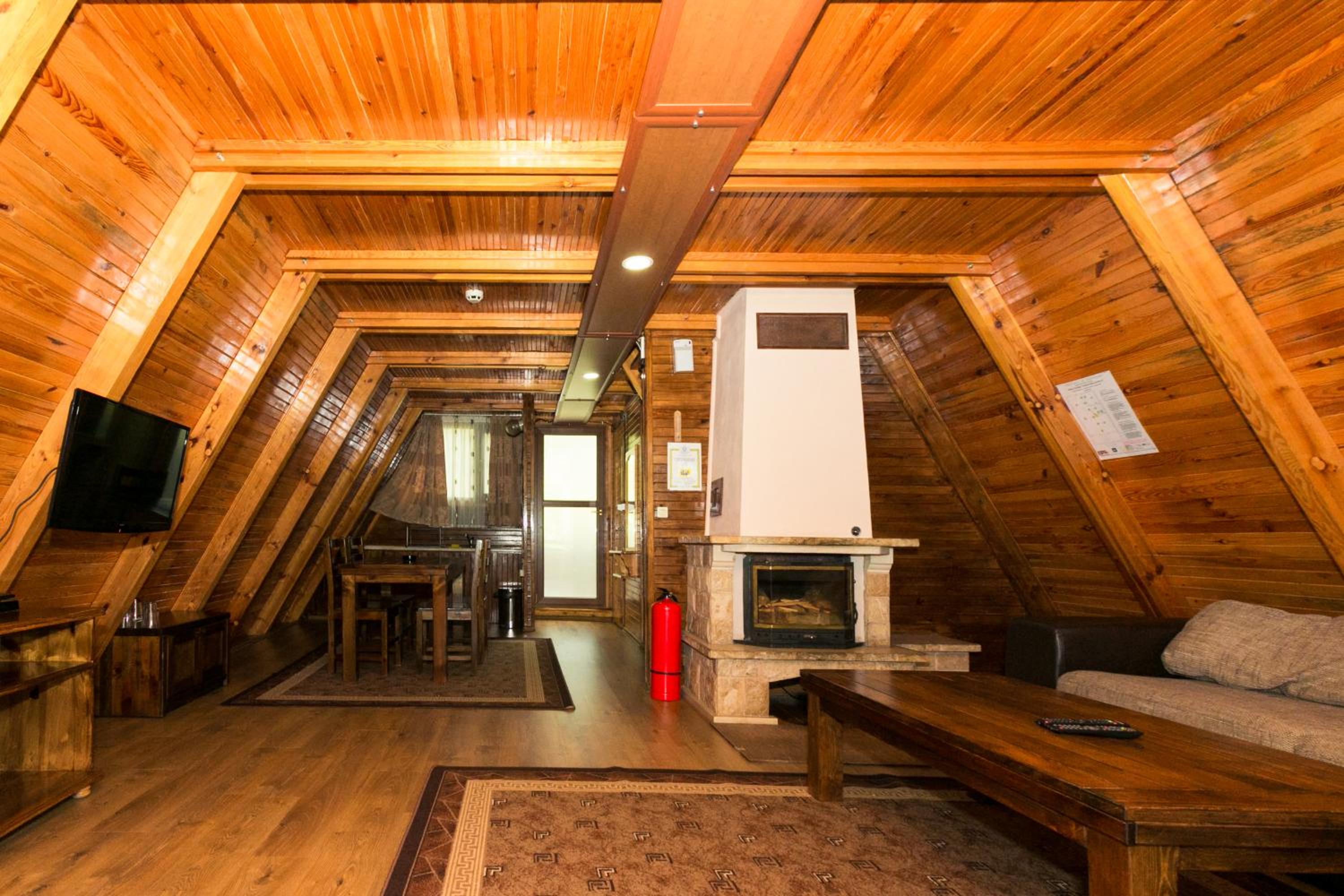 Two-Bedroom Villa (2 Adults) photo 3