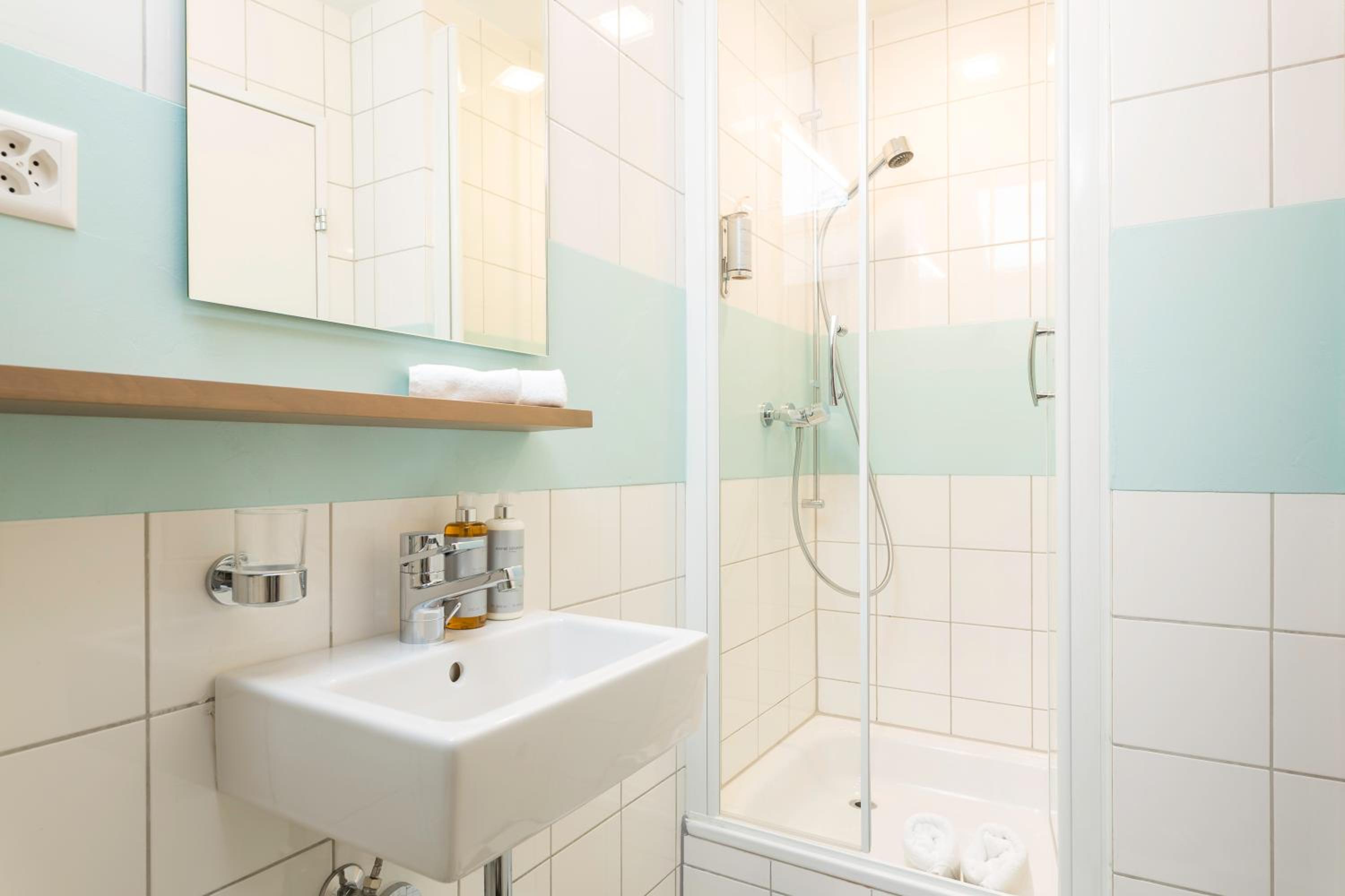 Superior Twin Room - Photo 2
