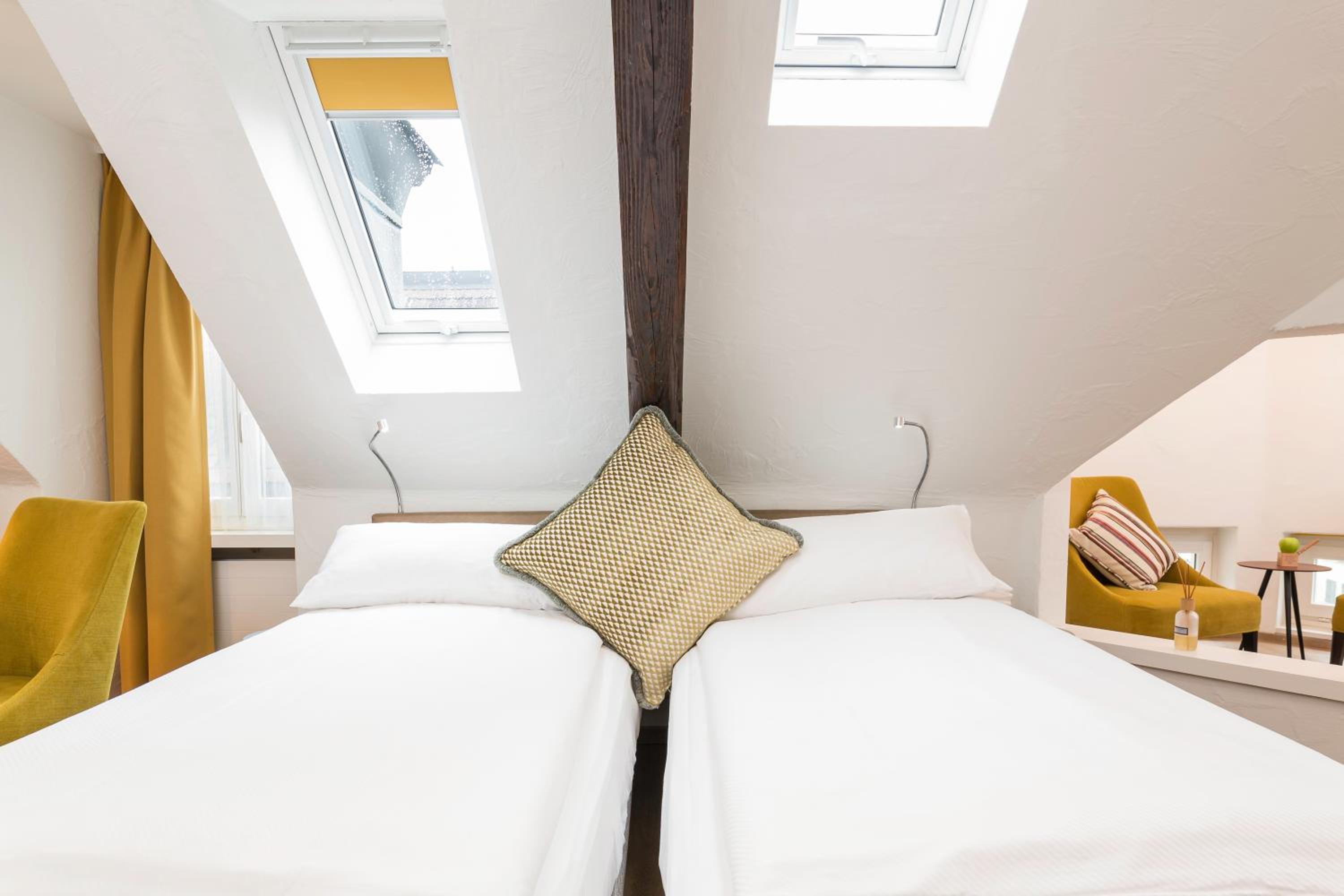Superior Twin Room - Photo 9